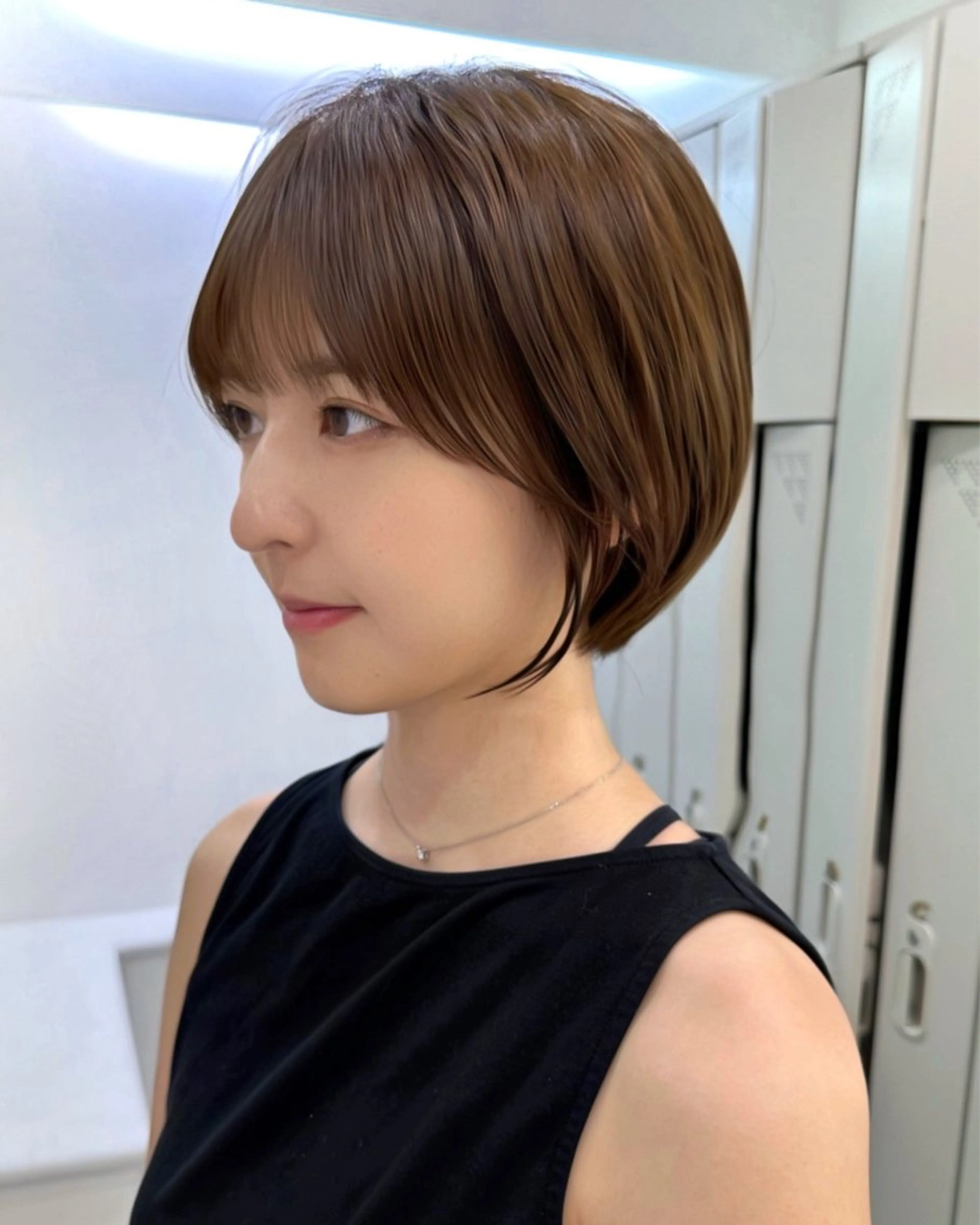 ショート ショートヘア くすみカラー、大場猛のヘアスタイル