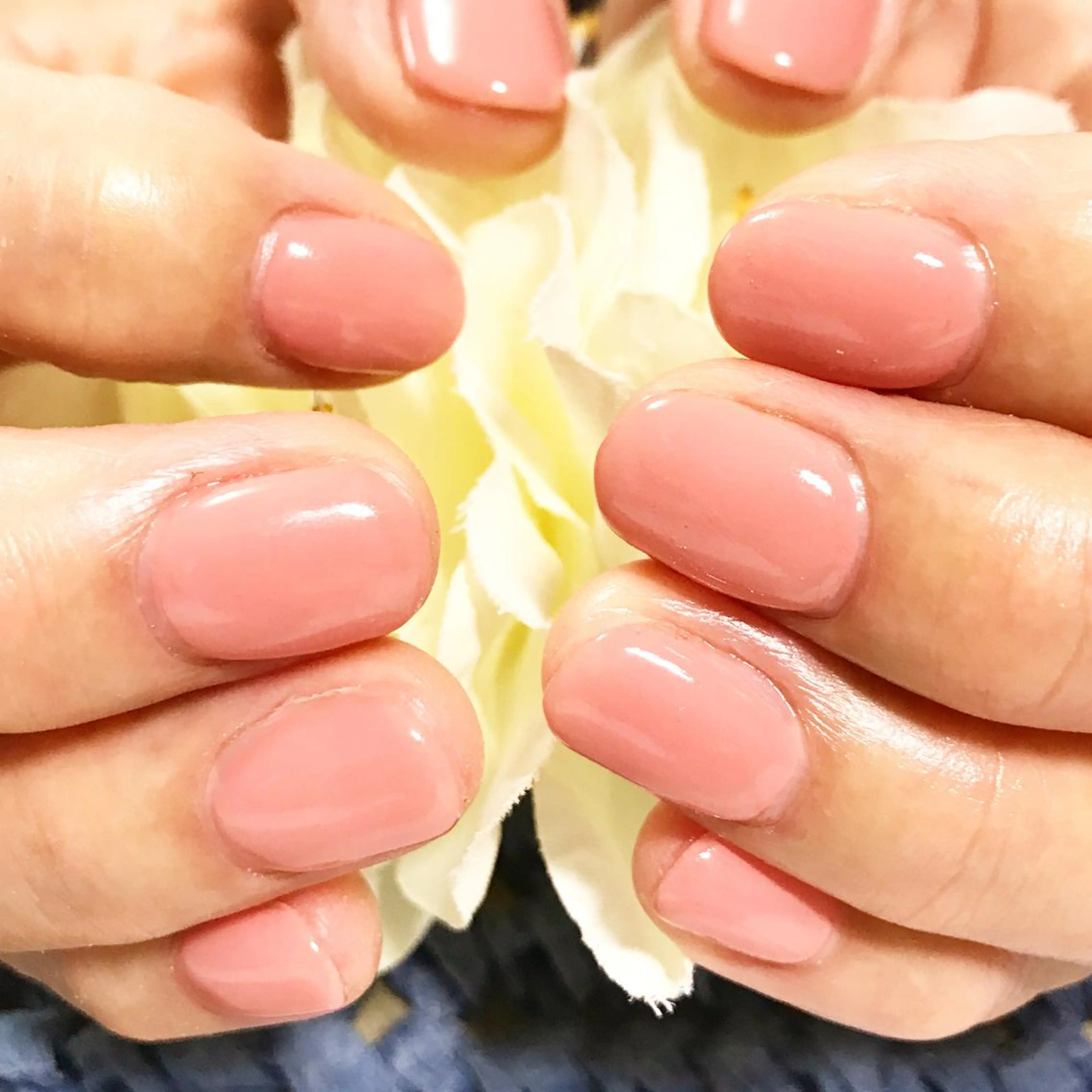 ネイル フットネイル ワンカラーネイル シンプルネイル 春ネイル ホワイト nail fufla ♡yamane♡のネイルデザイン