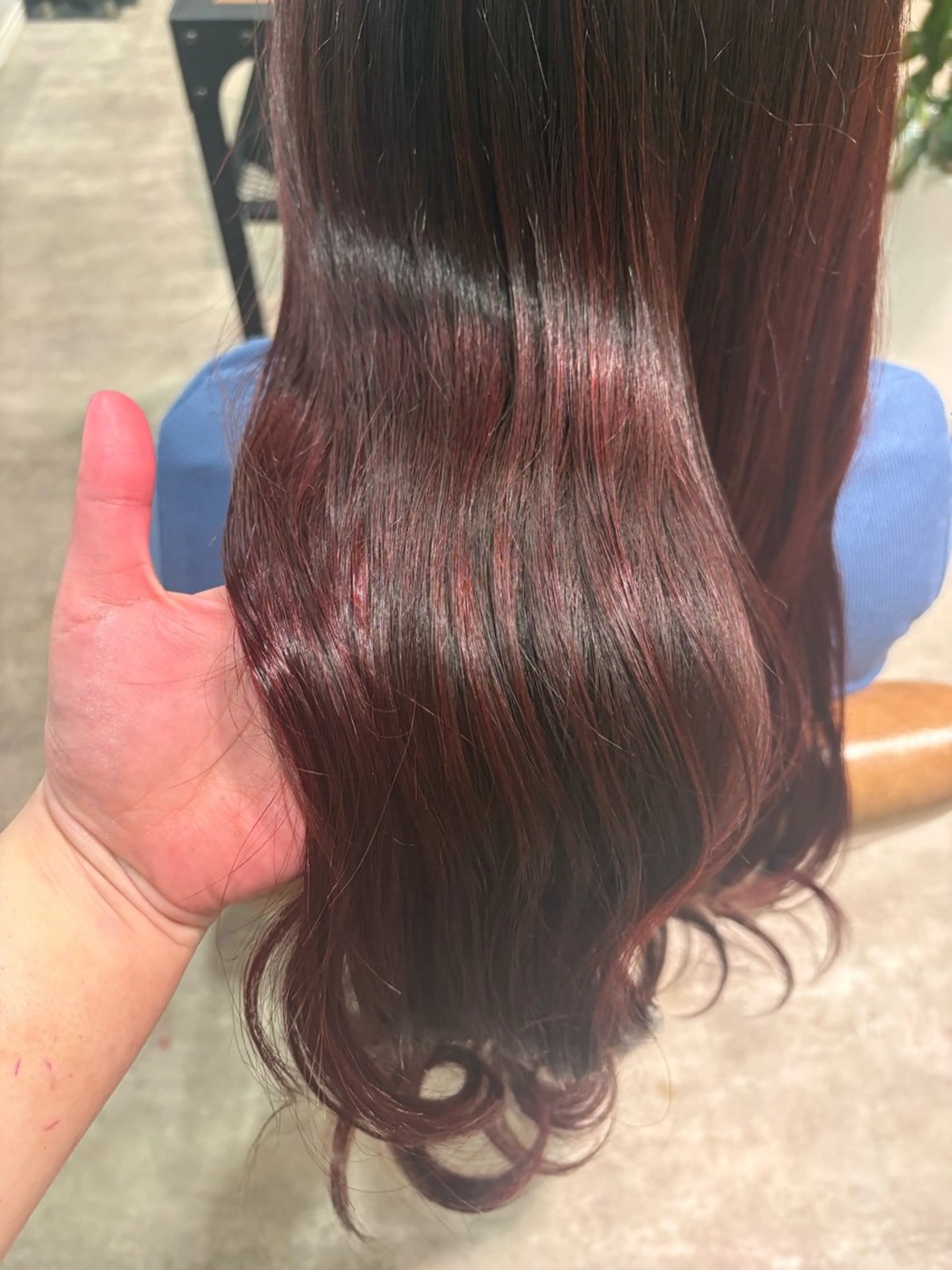 ロング カラー 佐伯 美麗のヘアスタイル