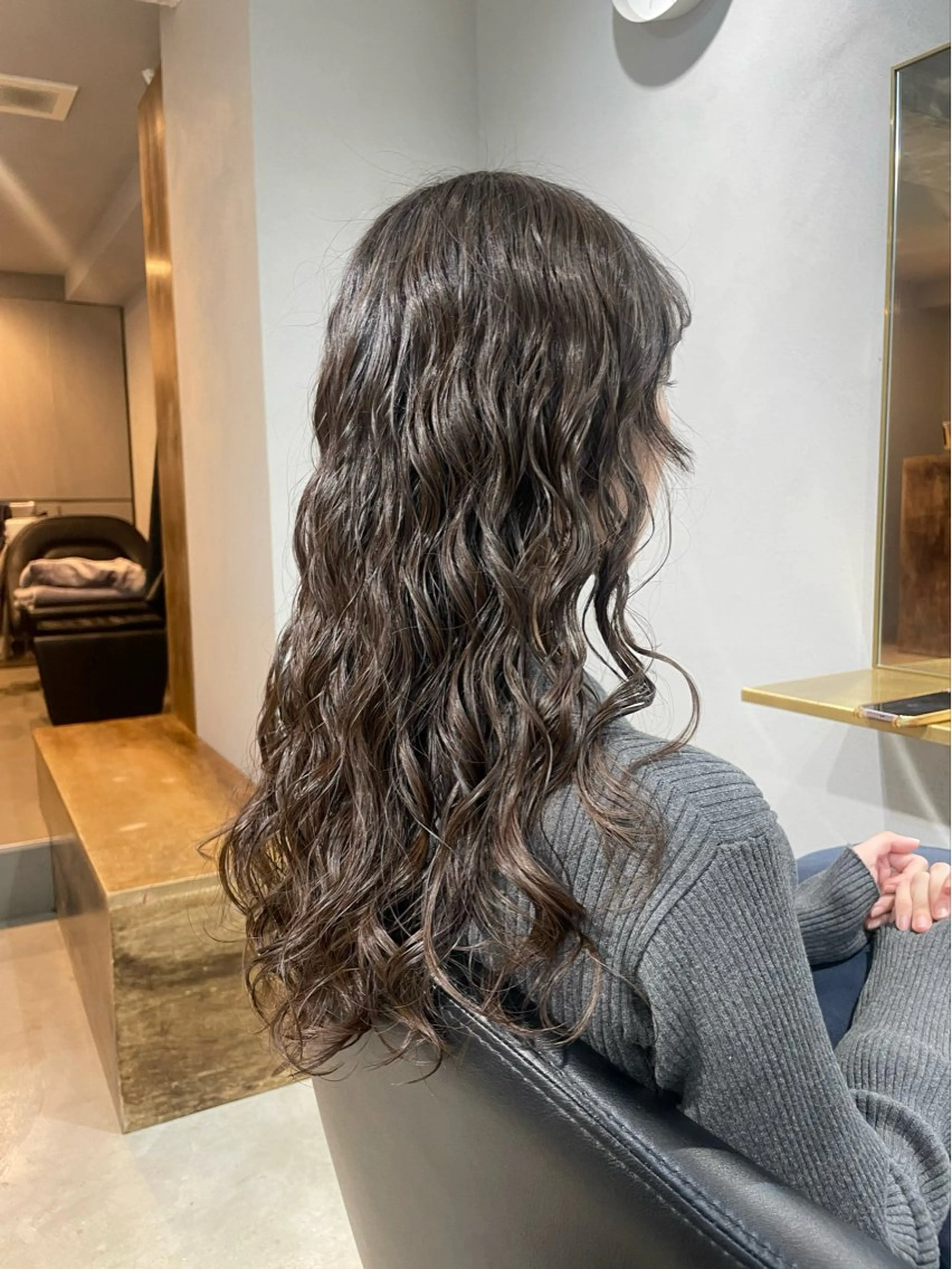 ロング パーマ ロング 縮毛矯正 カット パーマ トリートメント 【表参道】Ruri デジタルパーマのヘアスタイル