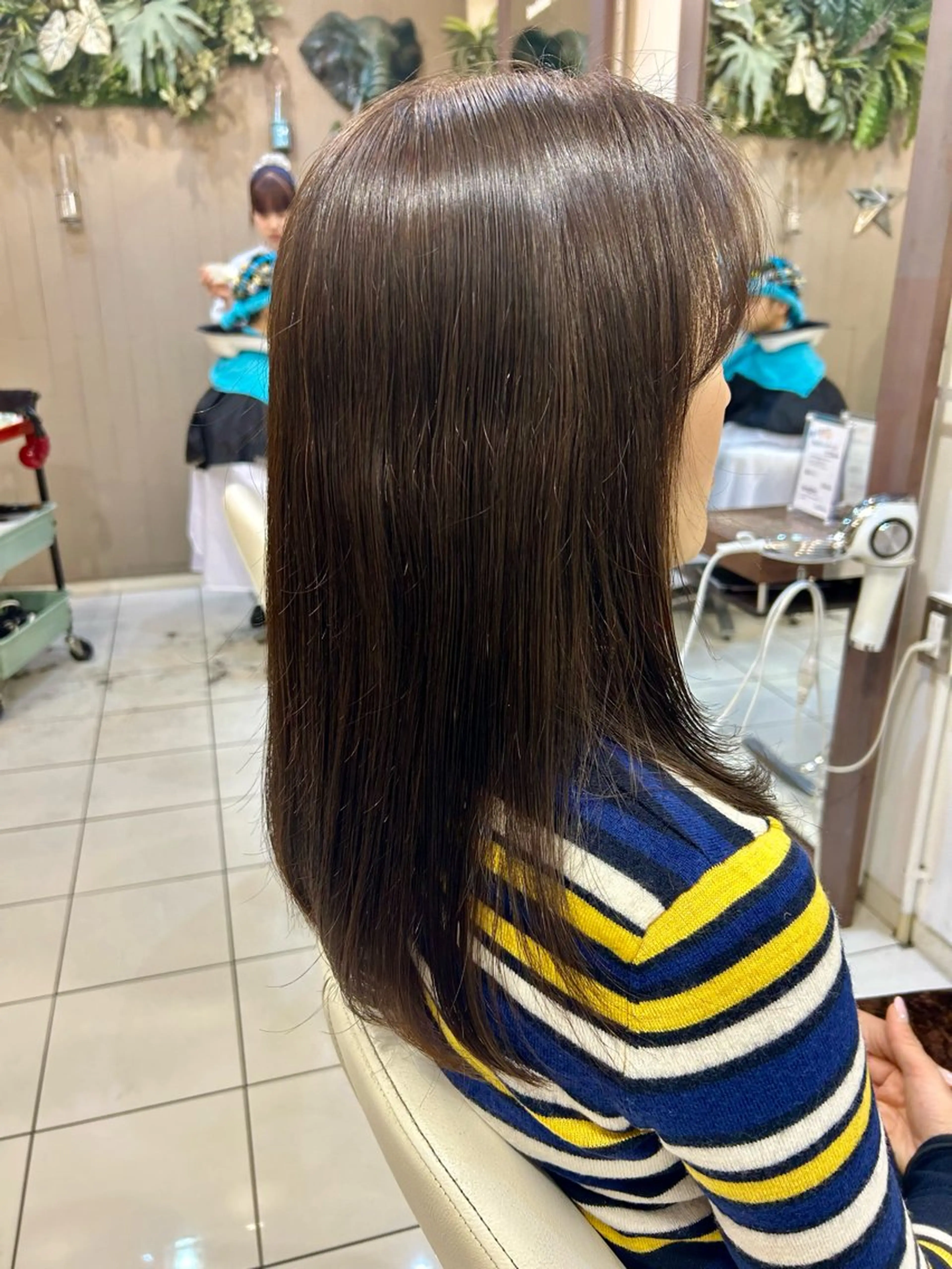 ロング カラー アッシュ アッシュブラウン ブラウンカラー Kurumi☆彡 練馬バウハウスヘアのヘアスタイル