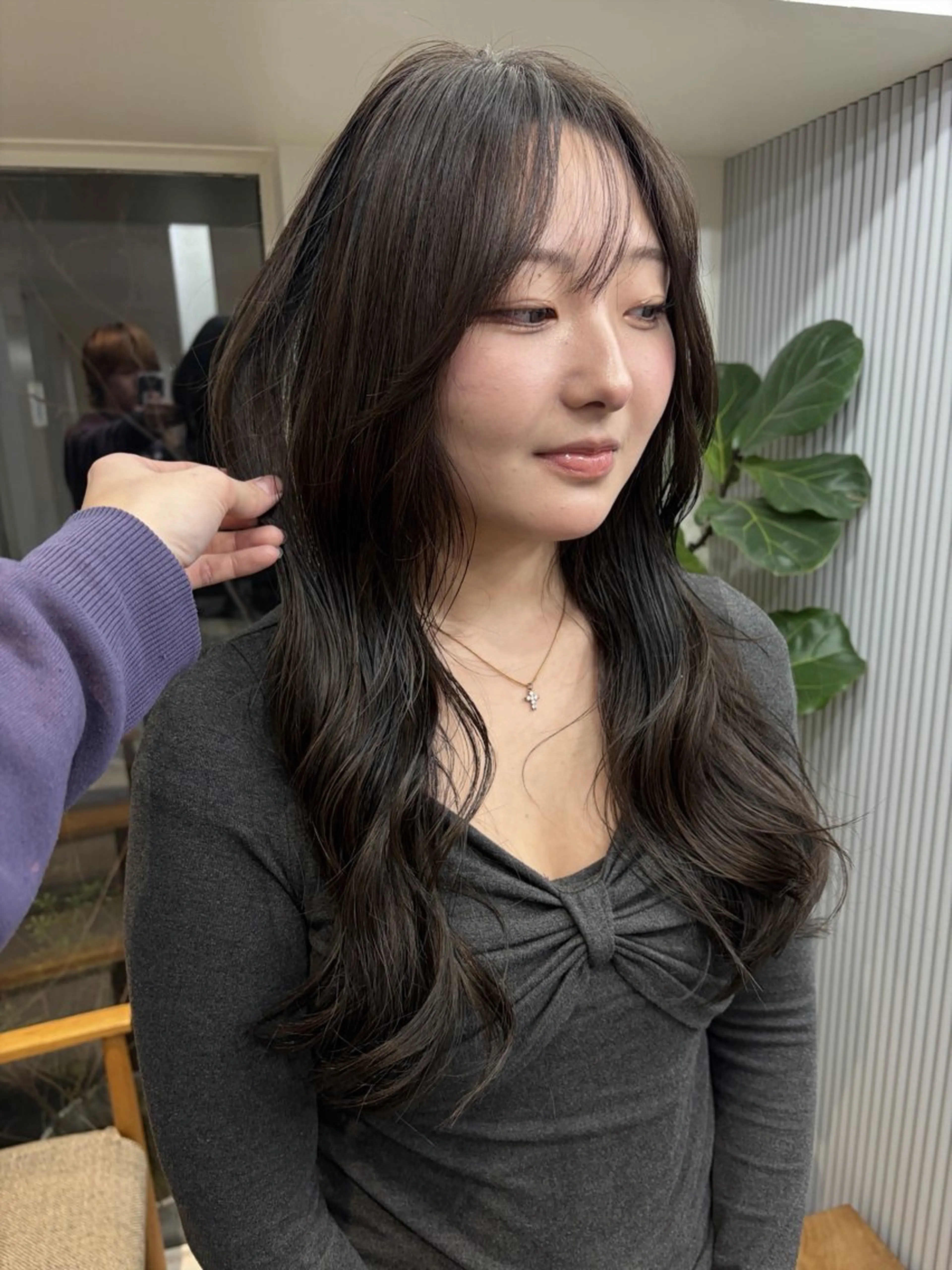 セミロング カラー 透明感カラー グレージュ オリーブグレージュ オリーブグレー カット ヘアカラー トリートメント 赤み消しカラー/ ナチュラル/トモキのヘアスタイル