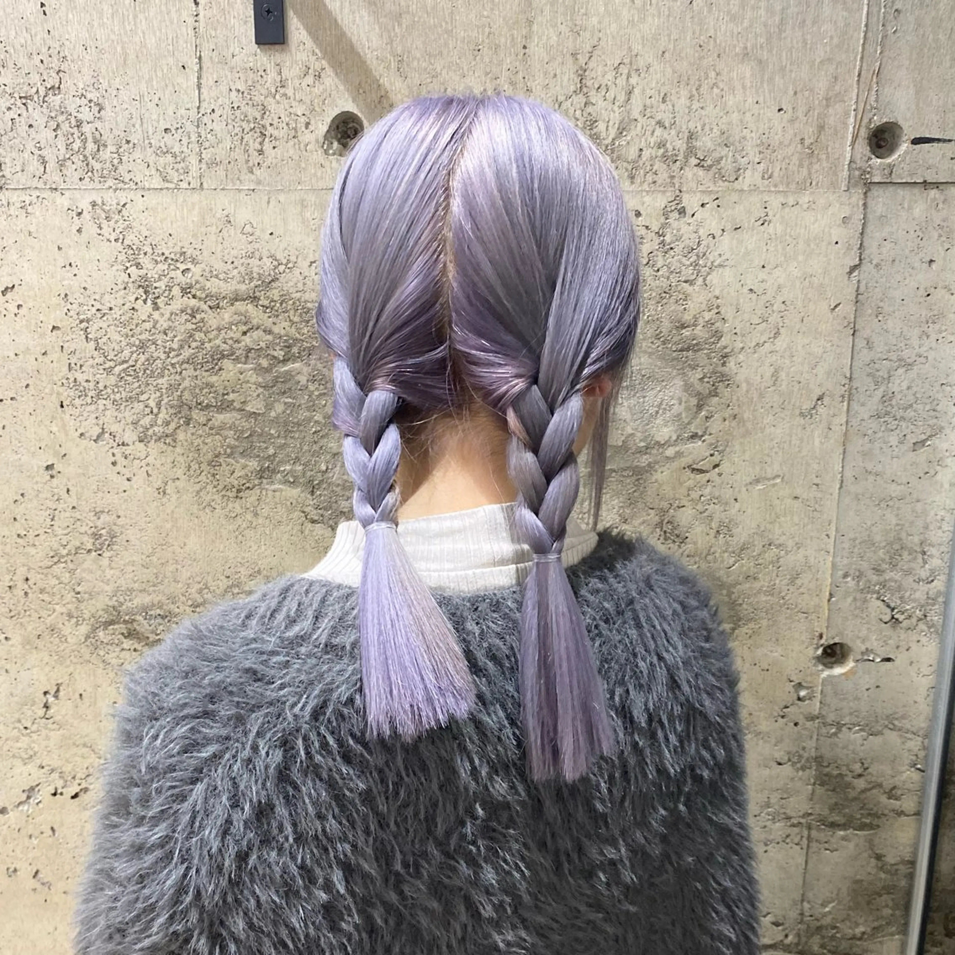 セミロング カラー ハイトーンカラー souco/ moenoのヘアスタイル