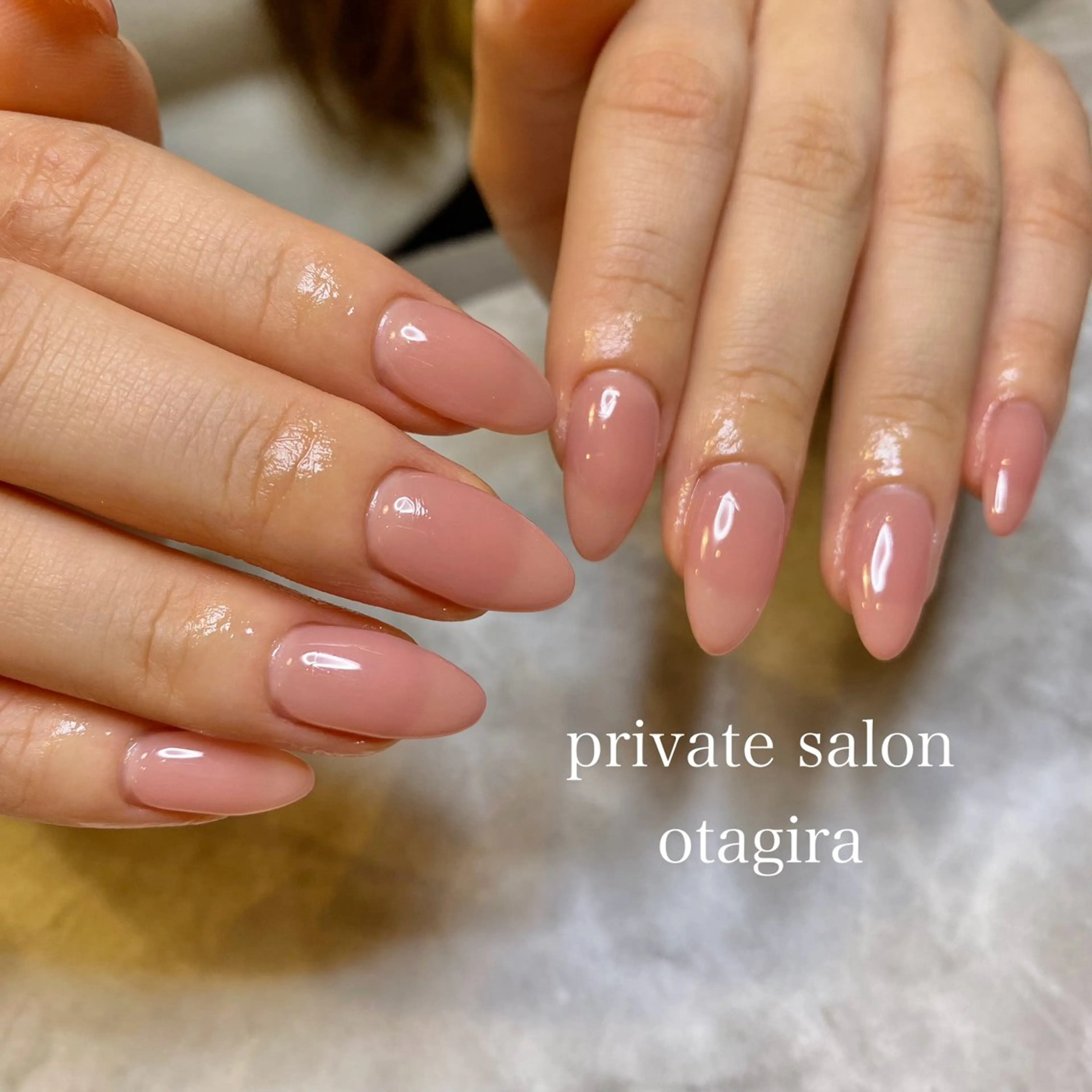 ネイル ジェルネイル グリーン マグネットネイル 赤色 private salon otagira所属・otagira .yの眉毛・アイブロウイメージ