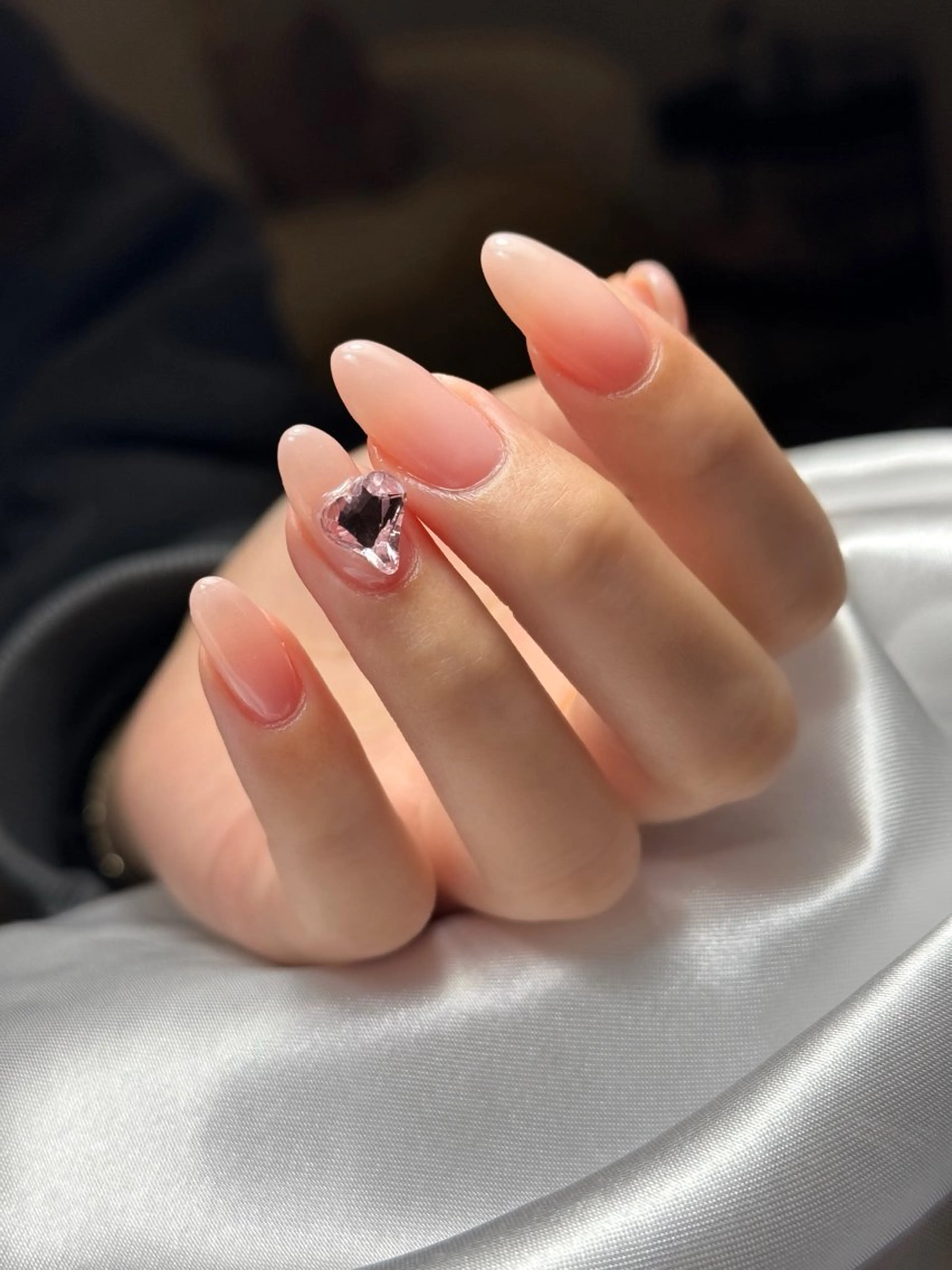 ネイル mau nail ,to skinのネイルデザイン