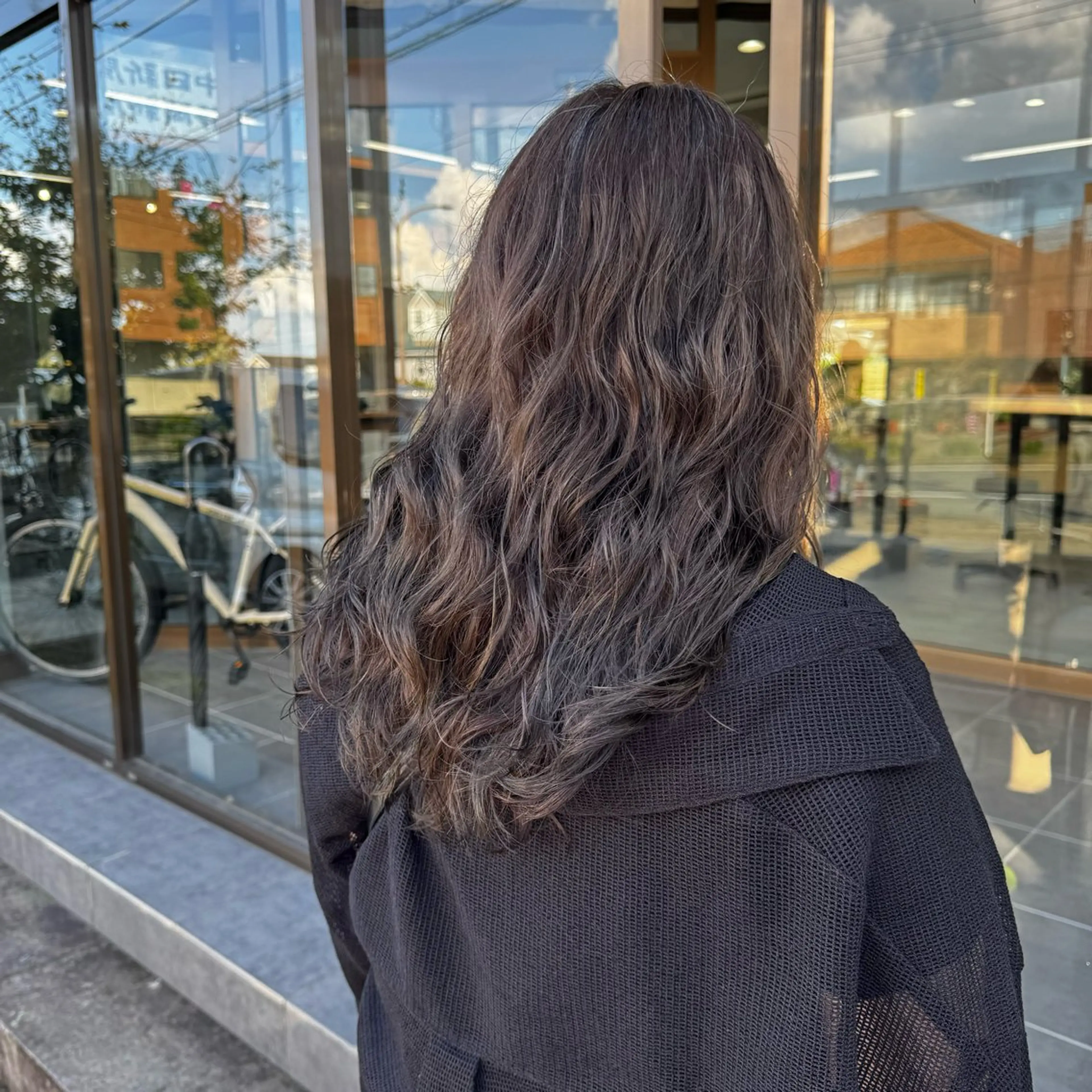 セミロング パーマ パーマモデル募集中 渥美翔人のヘアスタイル