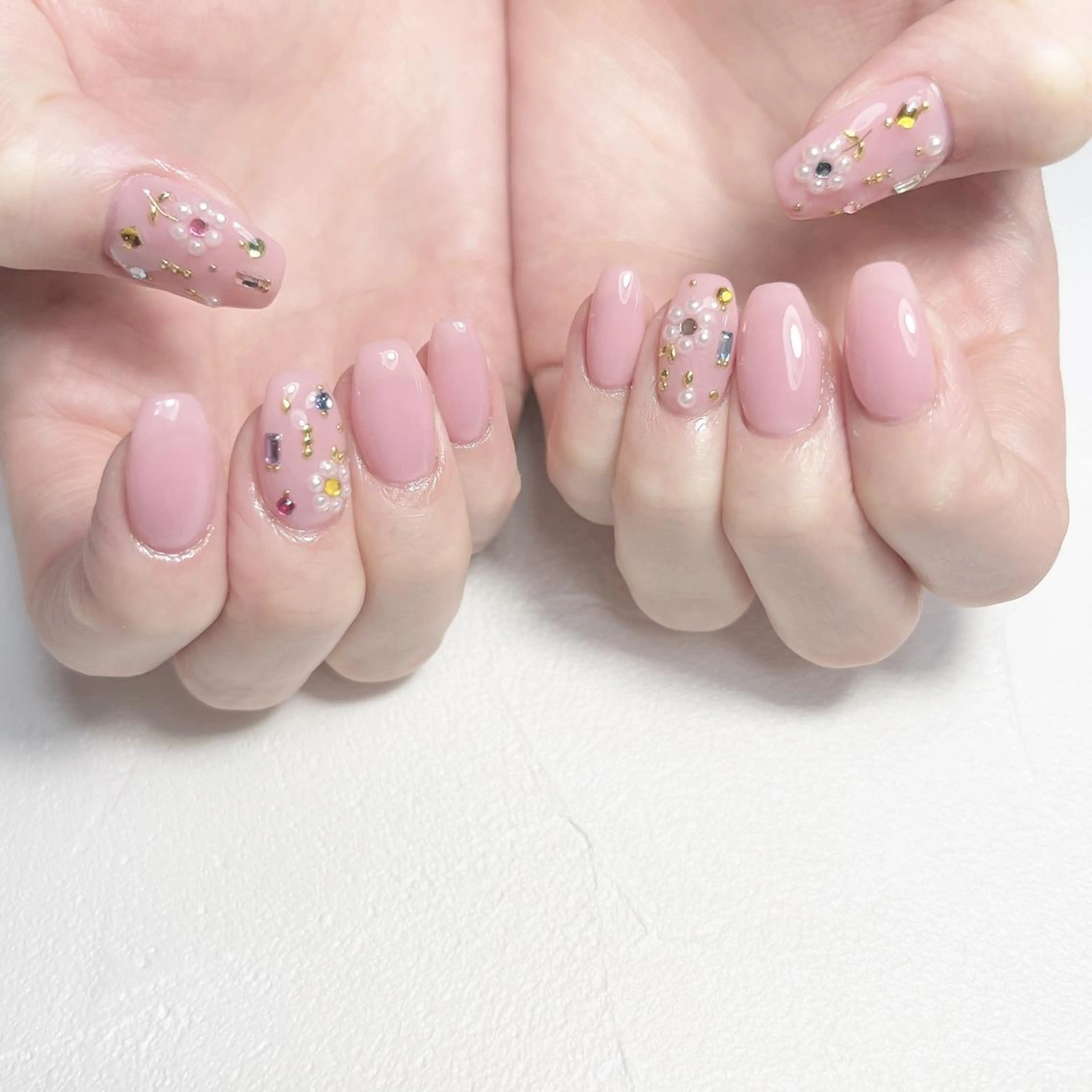 ネイル フラワーネイル ピンク ハンドネイル Room nailのネイルデザイン