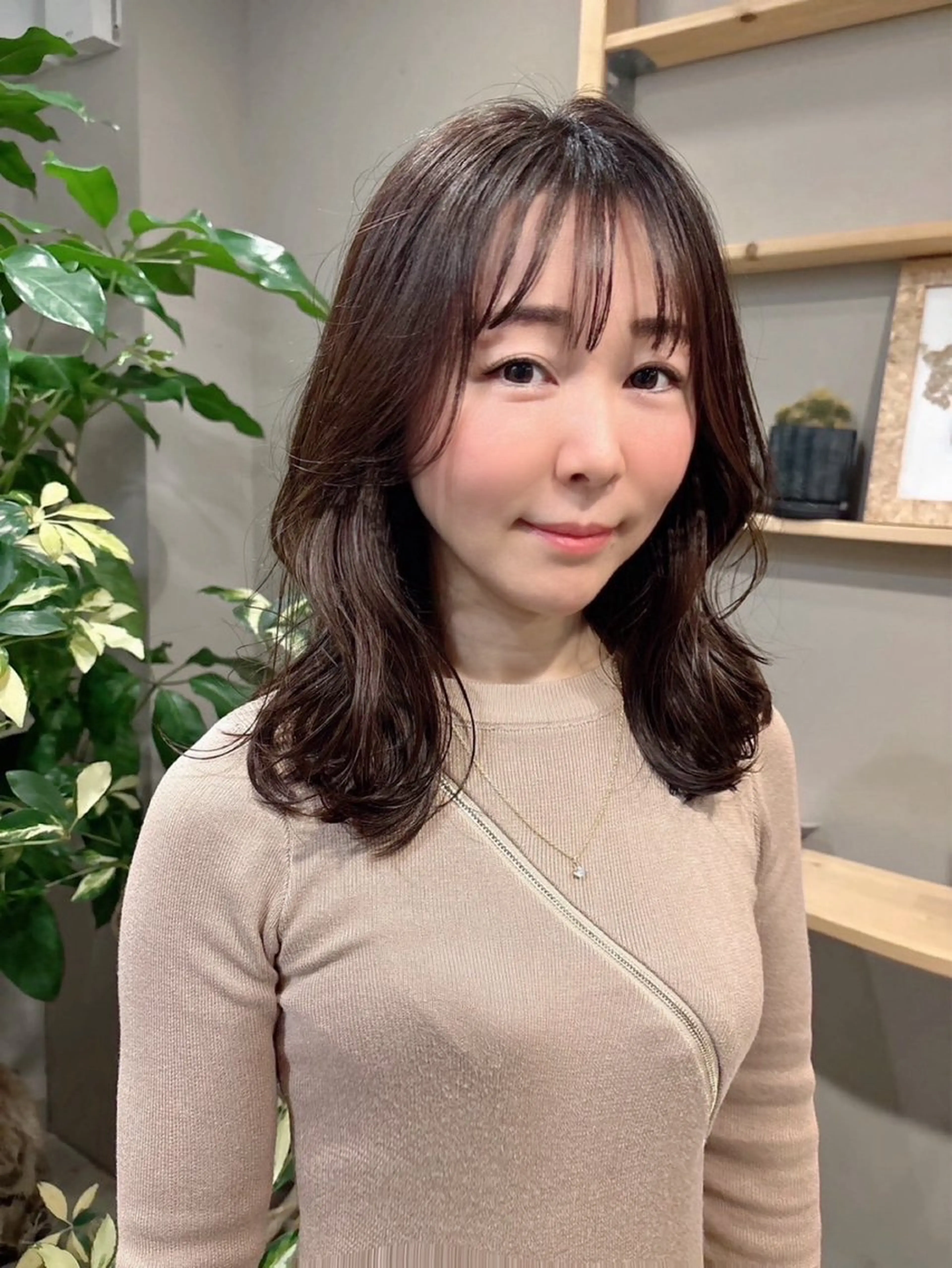 ミディアム カット 似合わせカット/ 艶カラー/いらみなのヘアスタイル