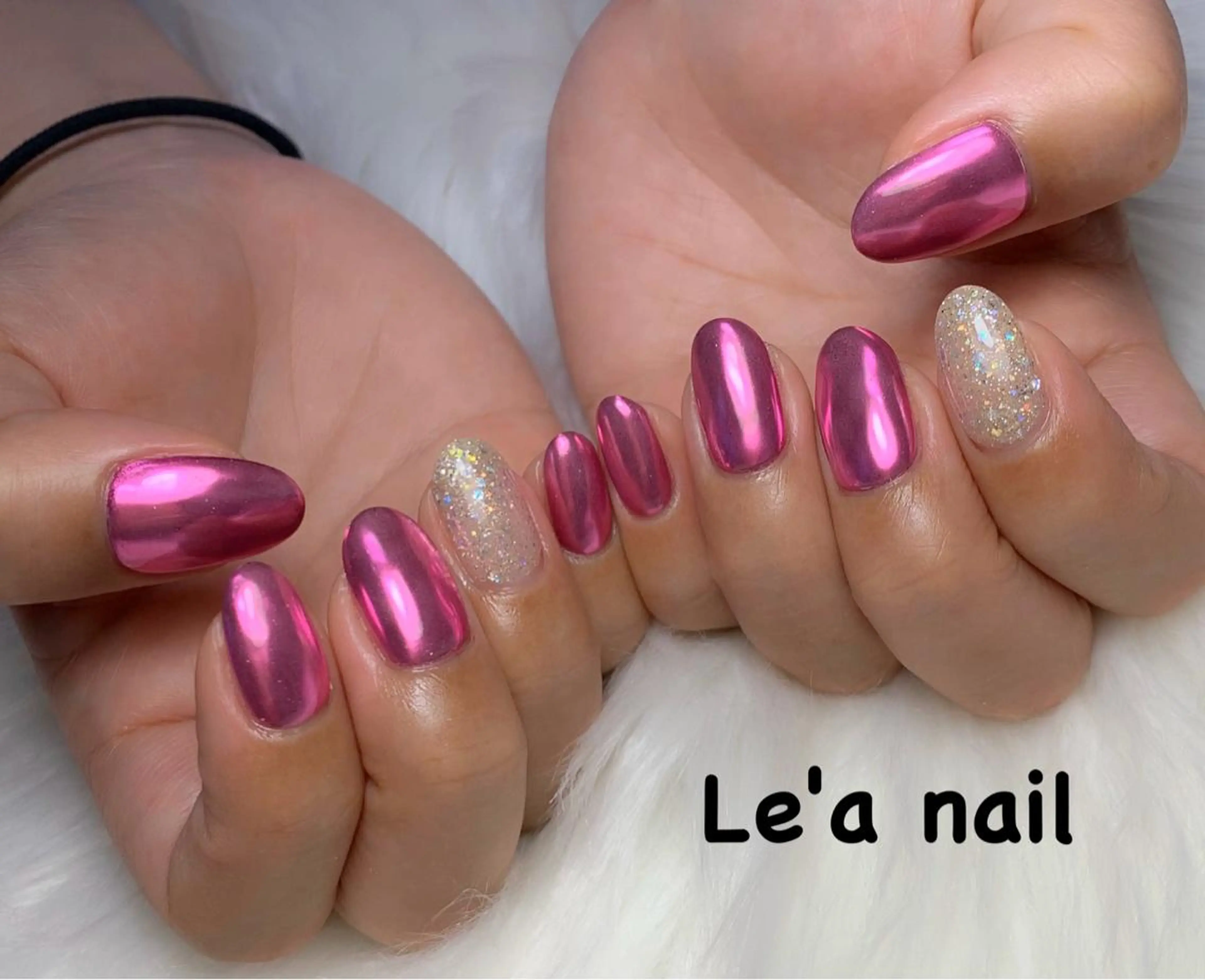 ネイル ミラーネイル 'mm  (ミリ) ＭＡＮＡＭＩのネイルデザイン