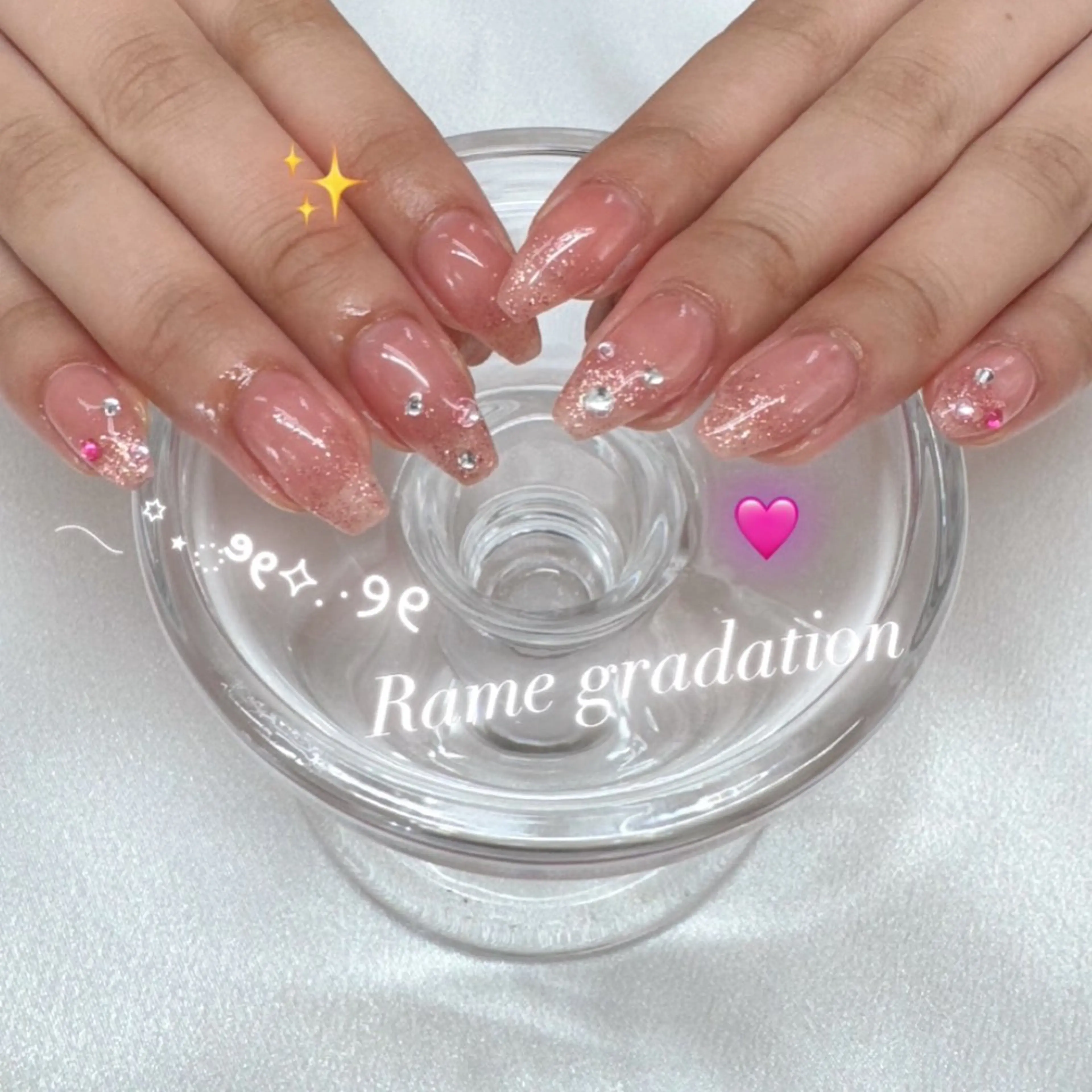 ネイル ハンドネイル salon bell （NOA）♡ྀིのネイルデザイン