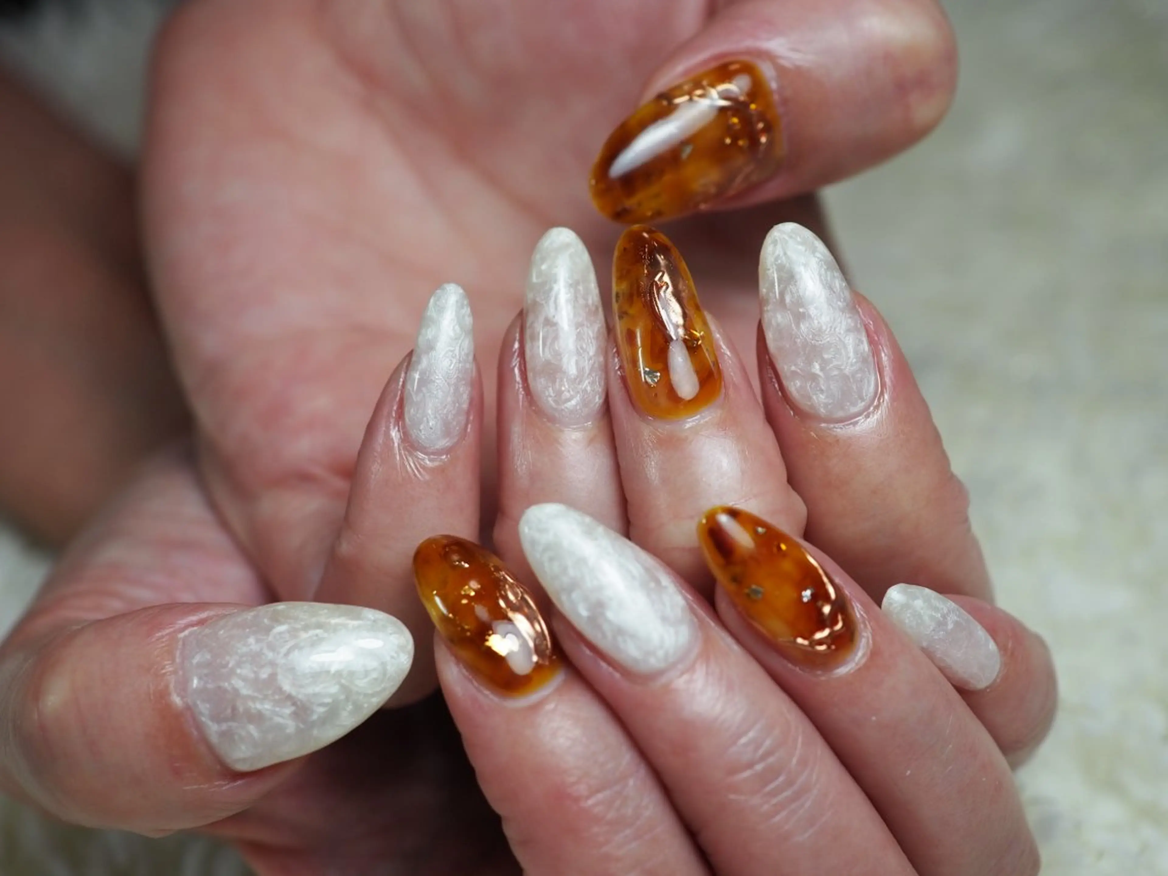 ネイル べっ甲ネイル ハンドネイル 松山 美由紀のネイルデザイン