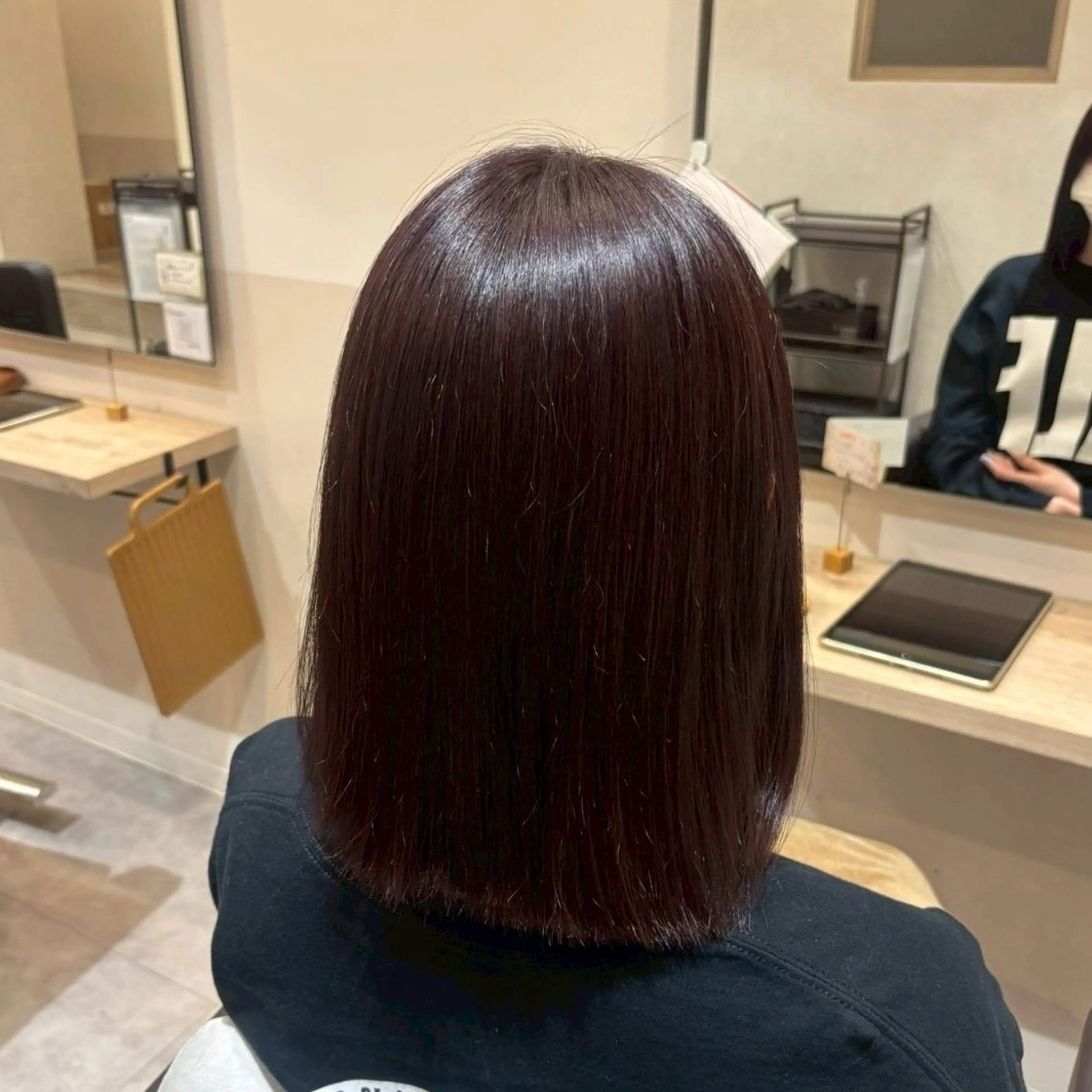 ミディアム カラー ayana by ayala 西船橋店所属・Reika 🎀"のヘアスタイル