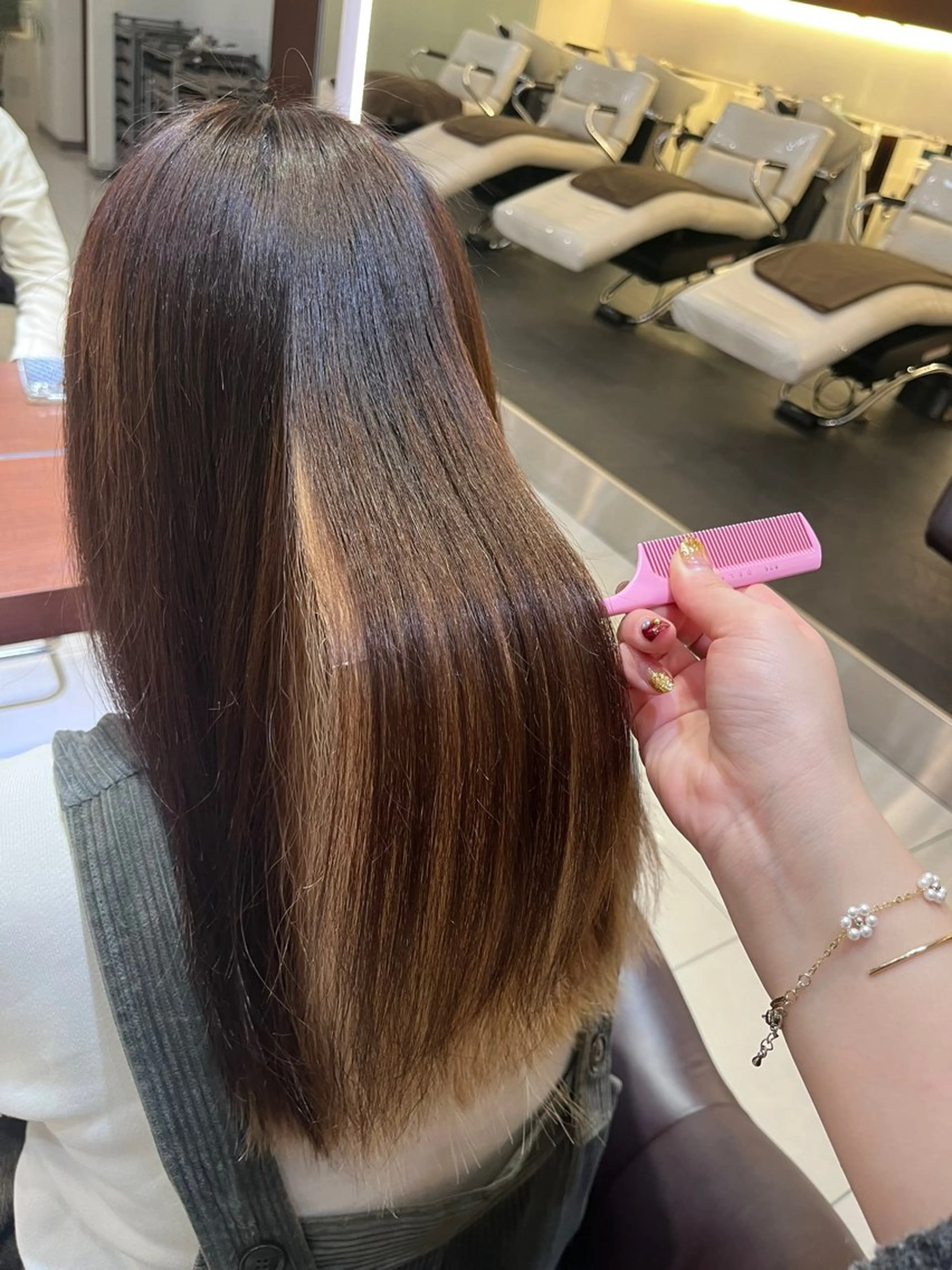 ［ダメージが気になる方］ワンカラー+ヘアケアが同時に🫧の写真