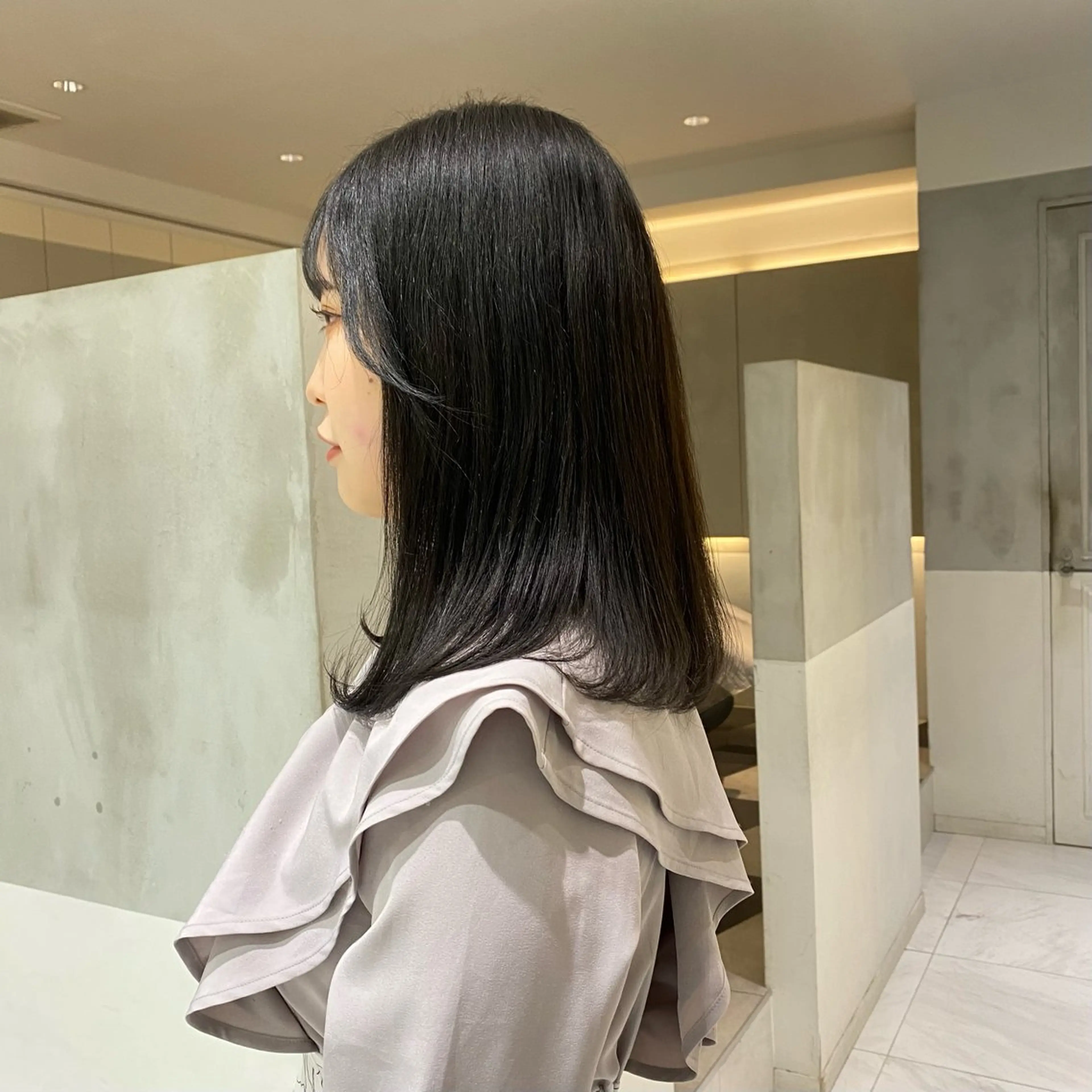 ミディアム カラー ヘアカラー 艶感/ナチュラル 🌿マアヤのヘアスタイル