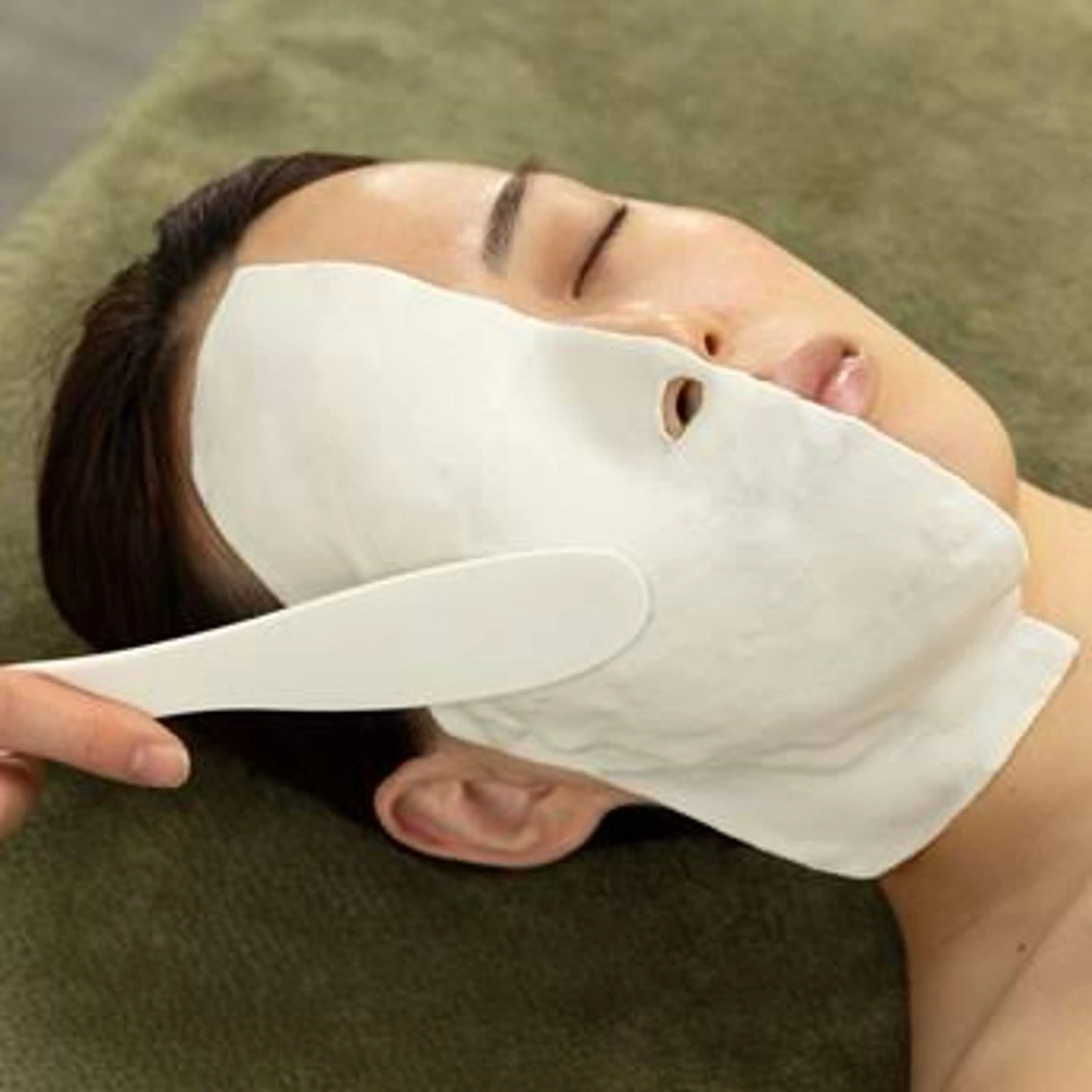 小顔・たるみケア✨ フェイシャル&ボディのエステ・リラクイメージ