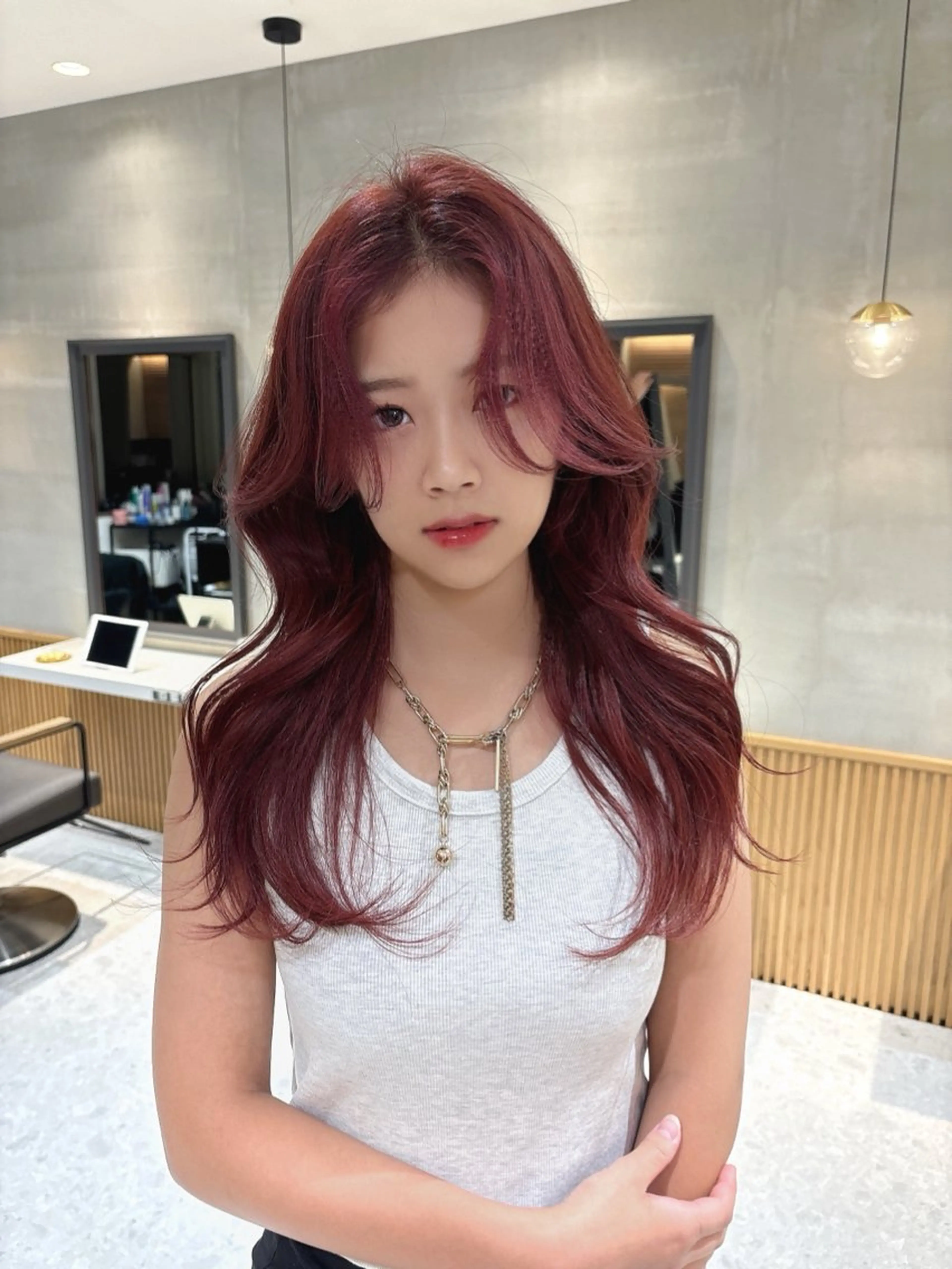 ロング ヘアカラー MOMOHA/ 🍑レイヤーカットのヘアスタイル