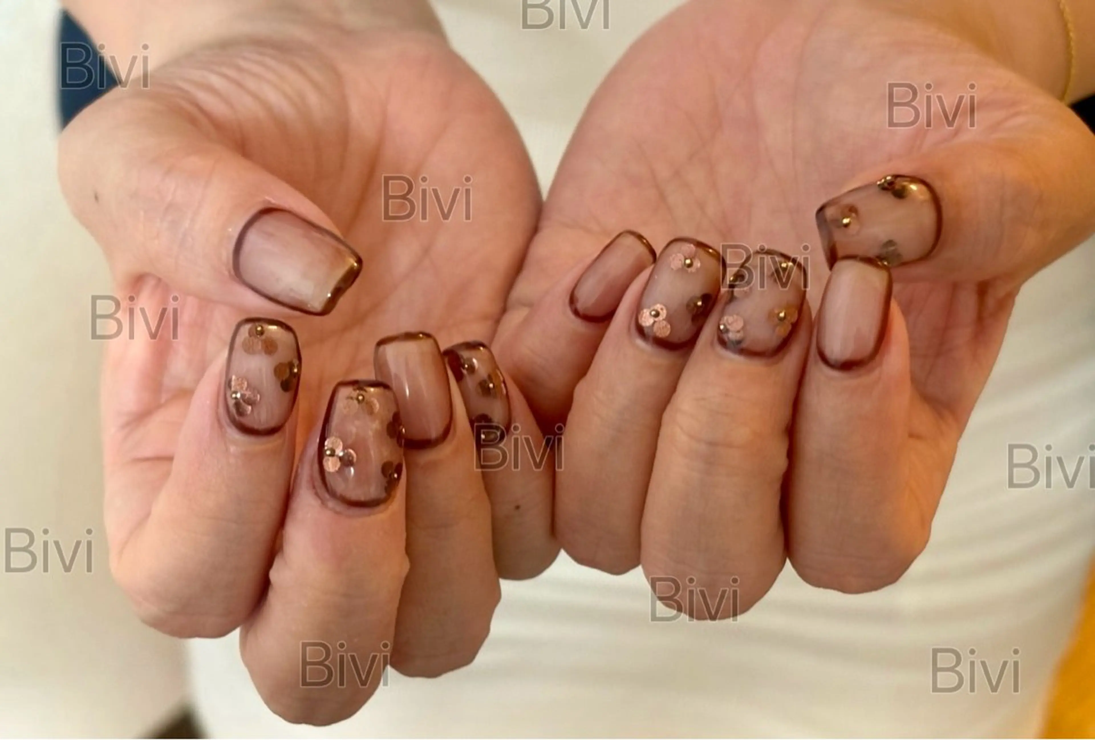 ネイル 持ち込み ハンドネイル ハンドケア ♡Bivi♡自爪に 優しいネイルサロンのネイルデザイン