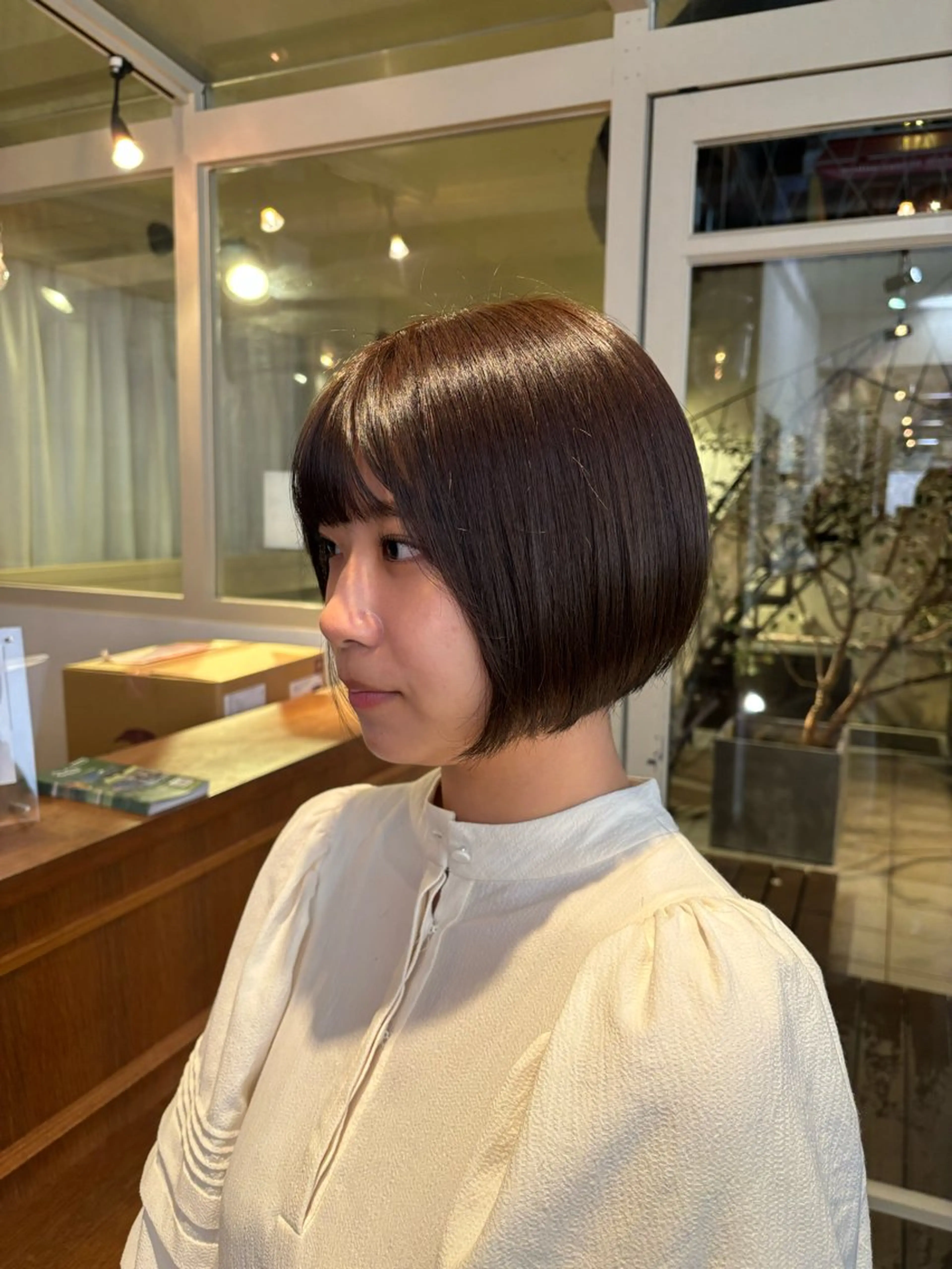 ミディアム カラー くいた あやなのヘアスタイル