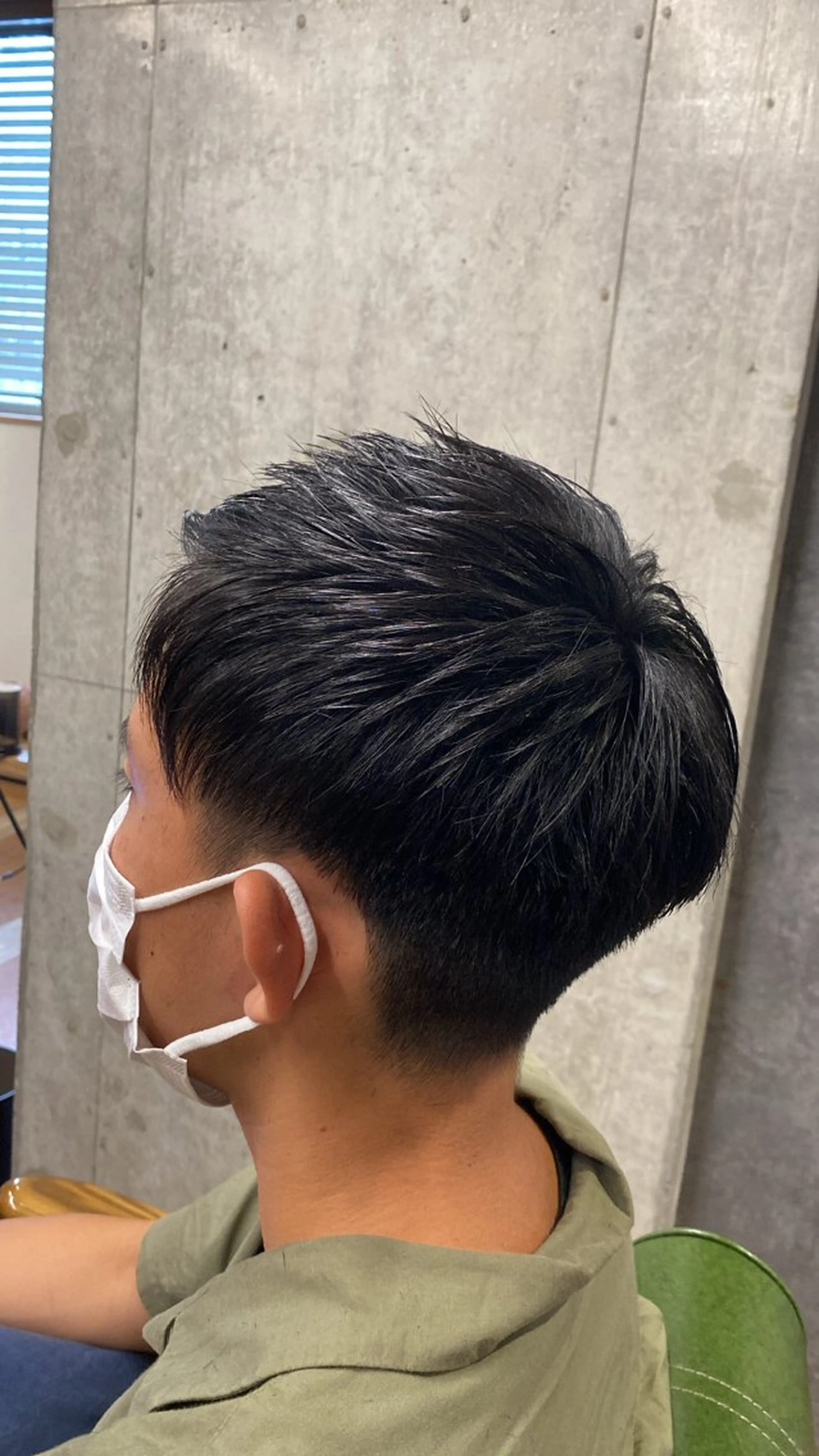 メンズ 刈り上げ カット ヘッドスパ 山﨑 優真のヘアスタイル