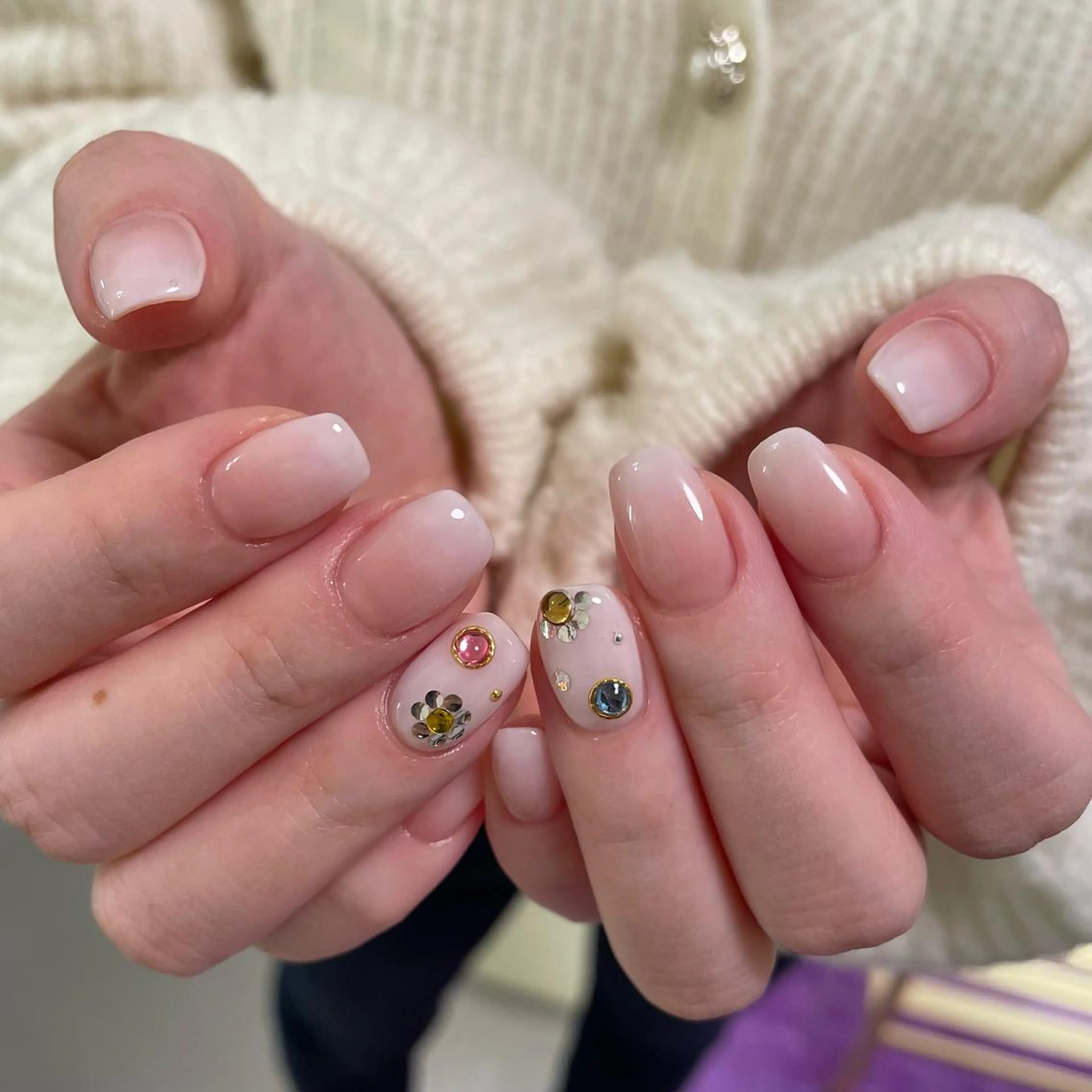 ネイル Atelier  Sii所属・Ami 🦥のネイルデザイン