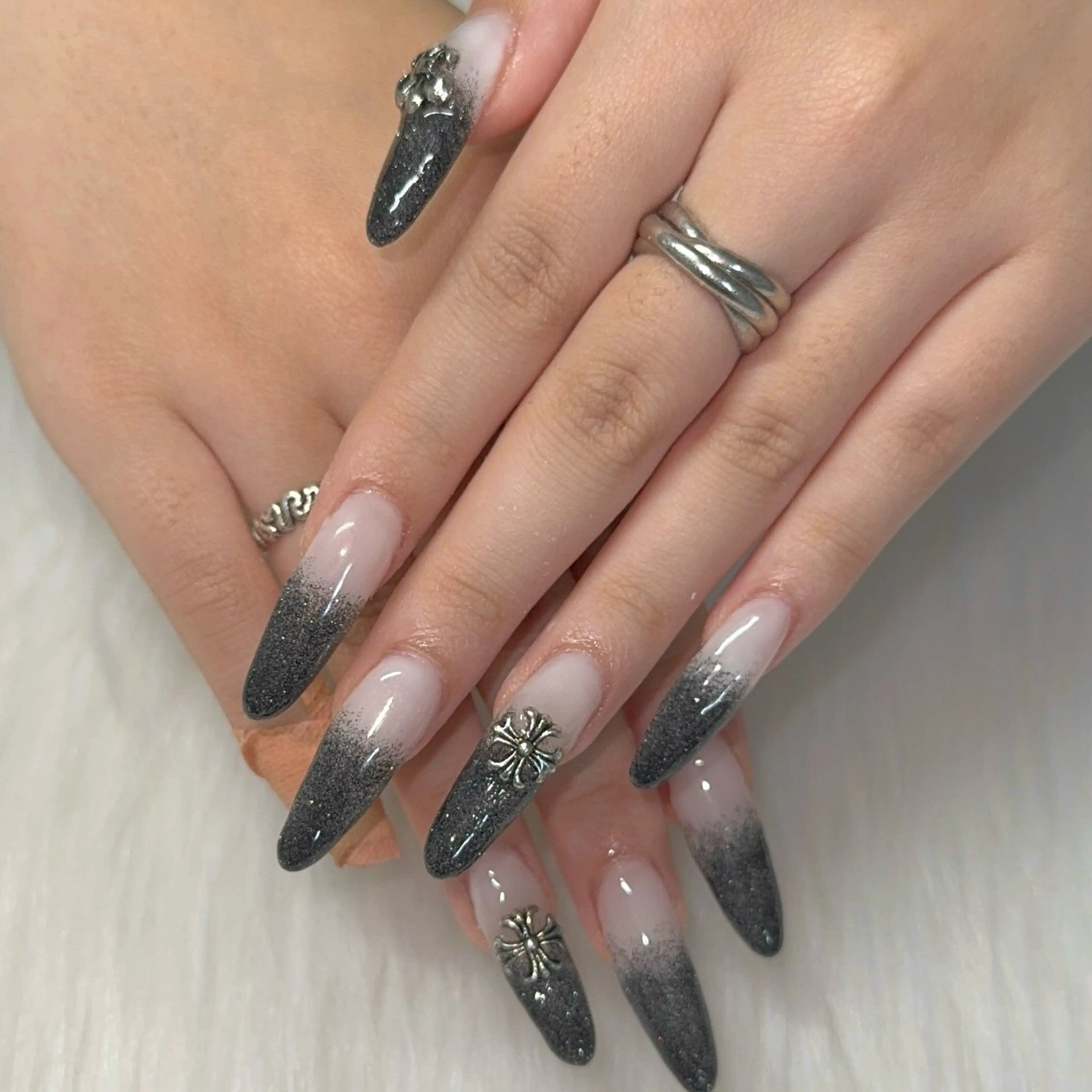 ネイル ハンドネイル 黒川 実祐のネイルデザイン