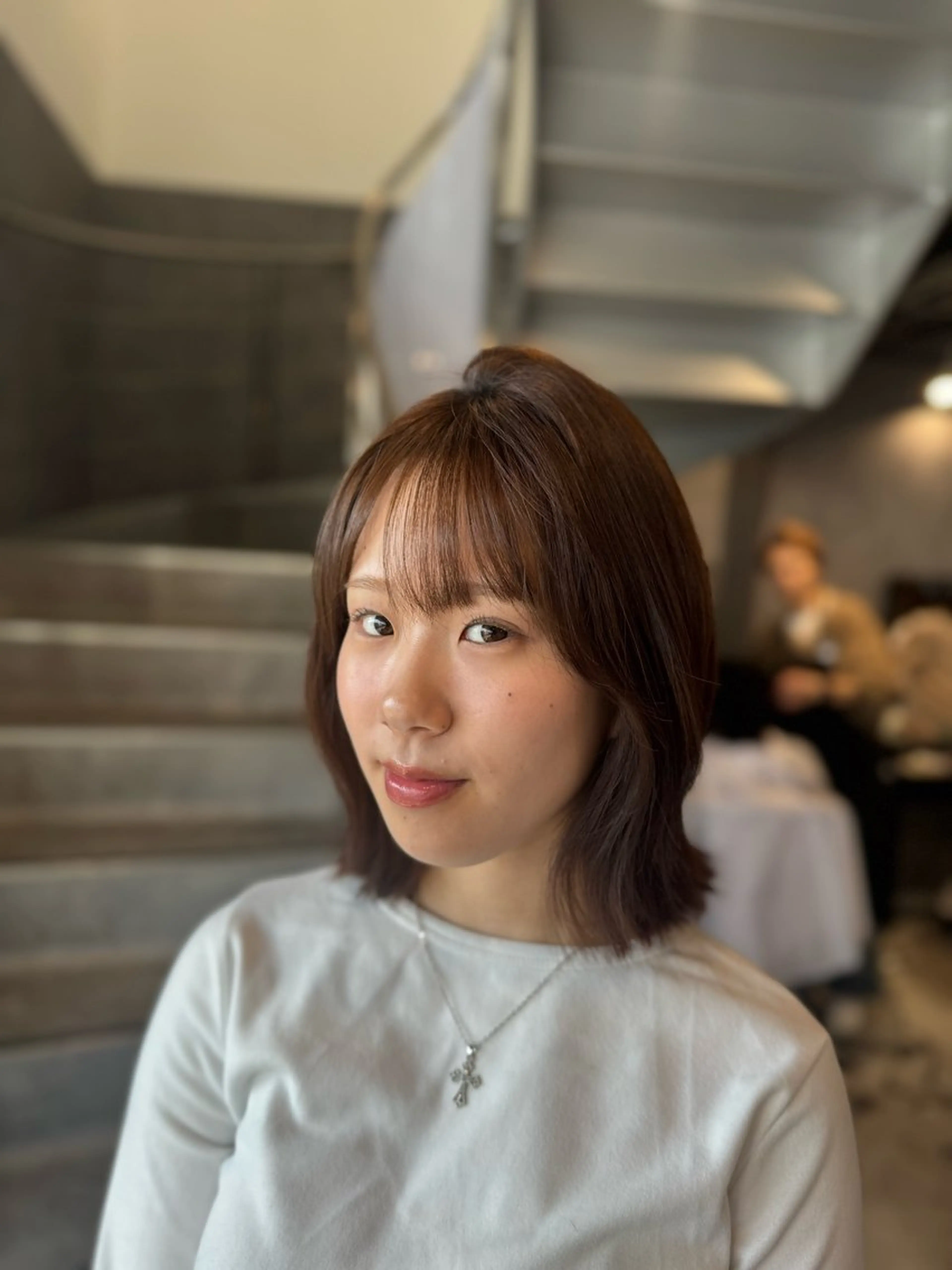 ミディアム くびれヘア 韓国風ヘア カット ink Runaのマツエク・マツパデザイン