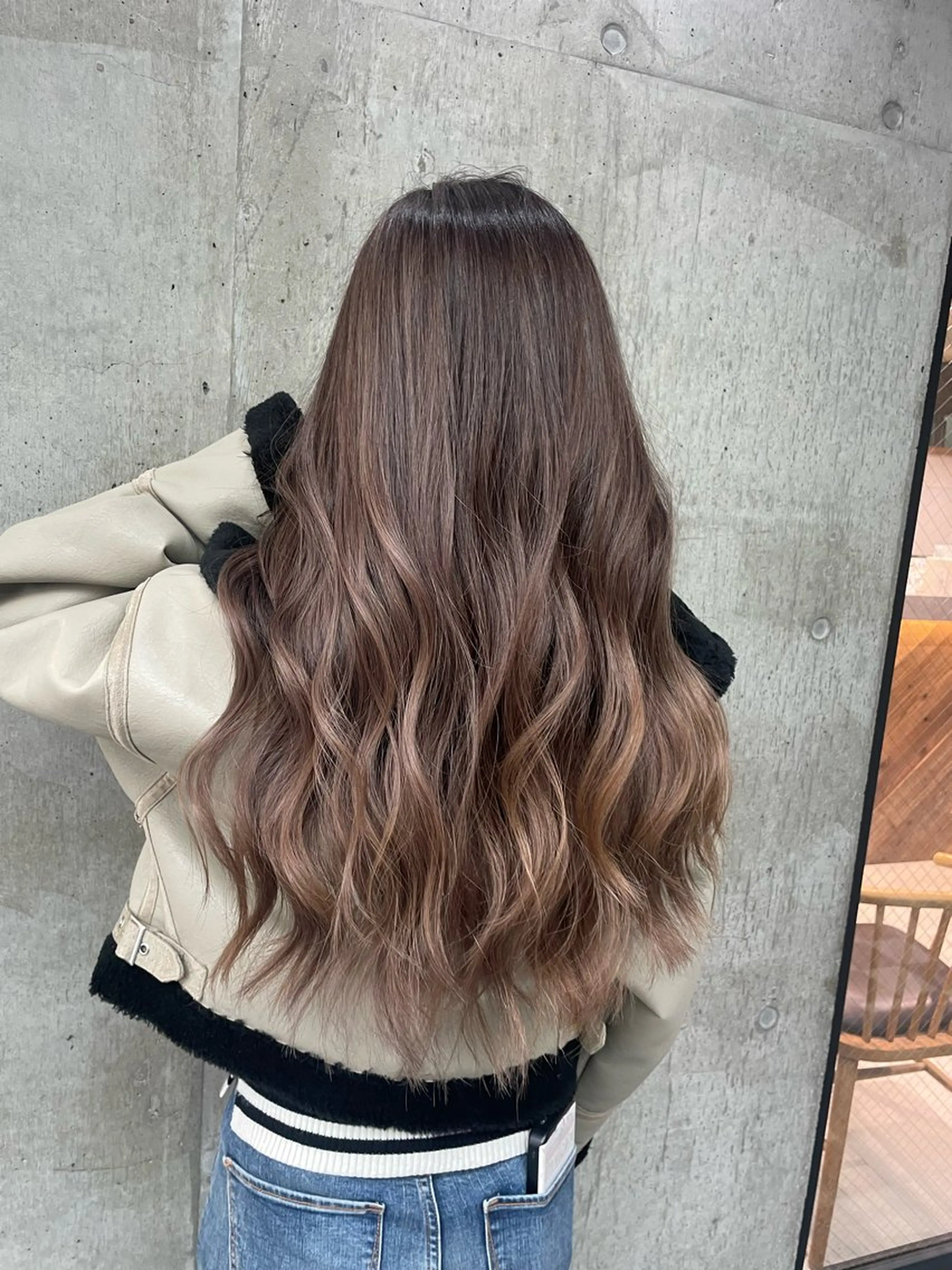 ロング 🫧ハイライトカラー 🫧 𝓜𝓘𝓤のヘアスタイル