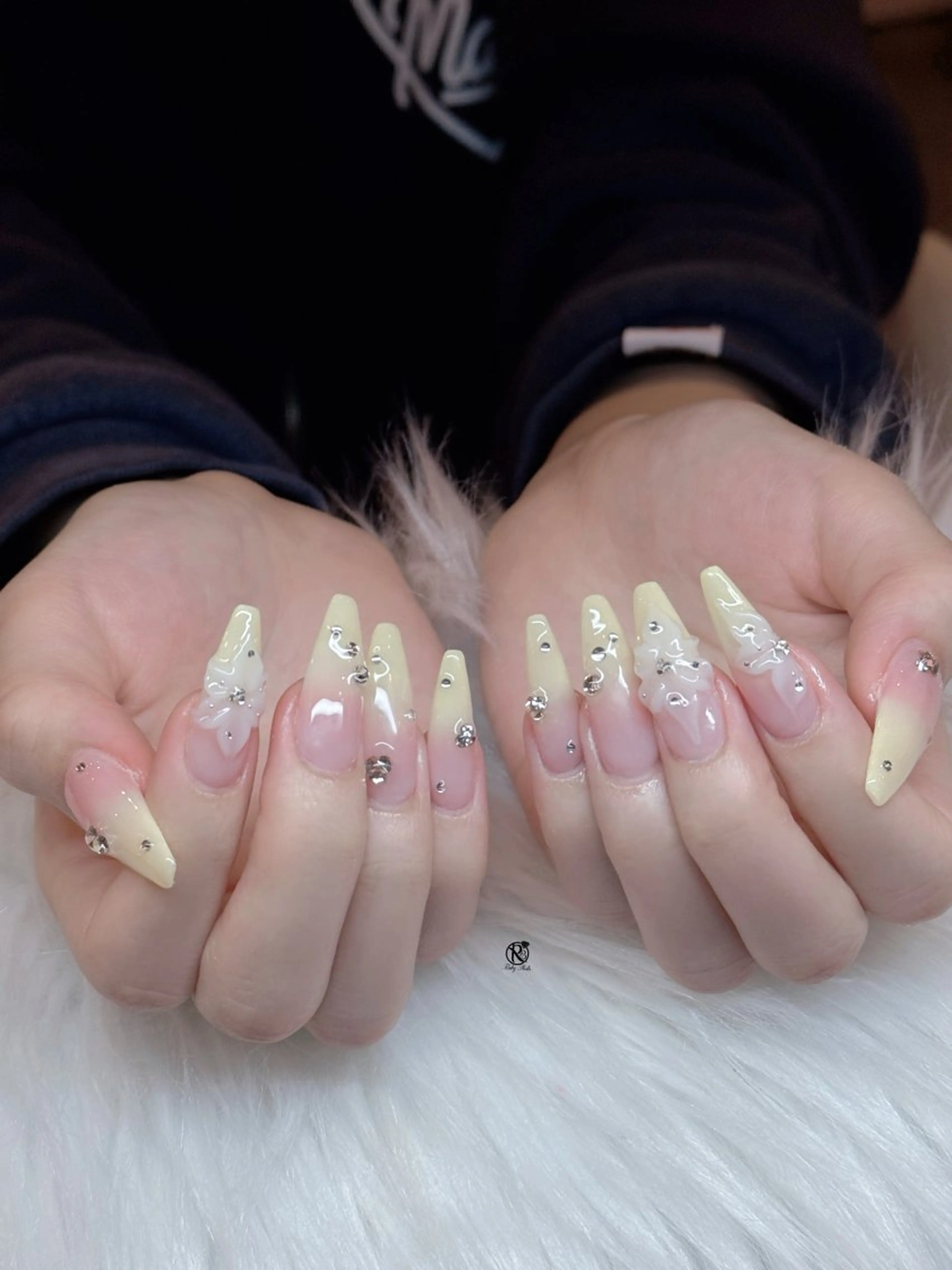 ネイル ボルドー ブラウン チークネイル ドット フットネイル ハンドネイル チェリネイルサロン 霞ヶ関のネイルデザイン