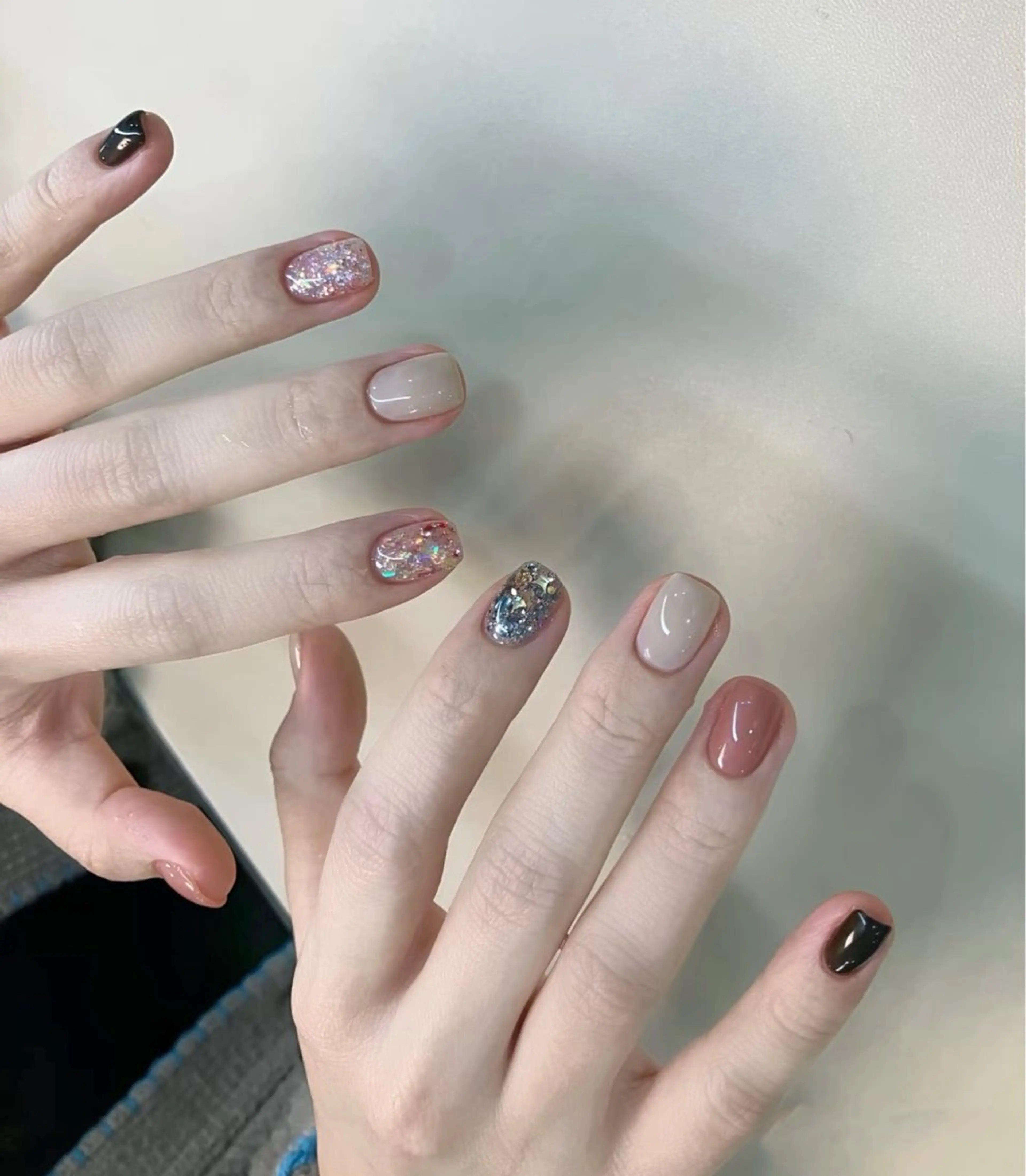 ネイル ハンドネイル ハンドケア U +のネイルデザイン