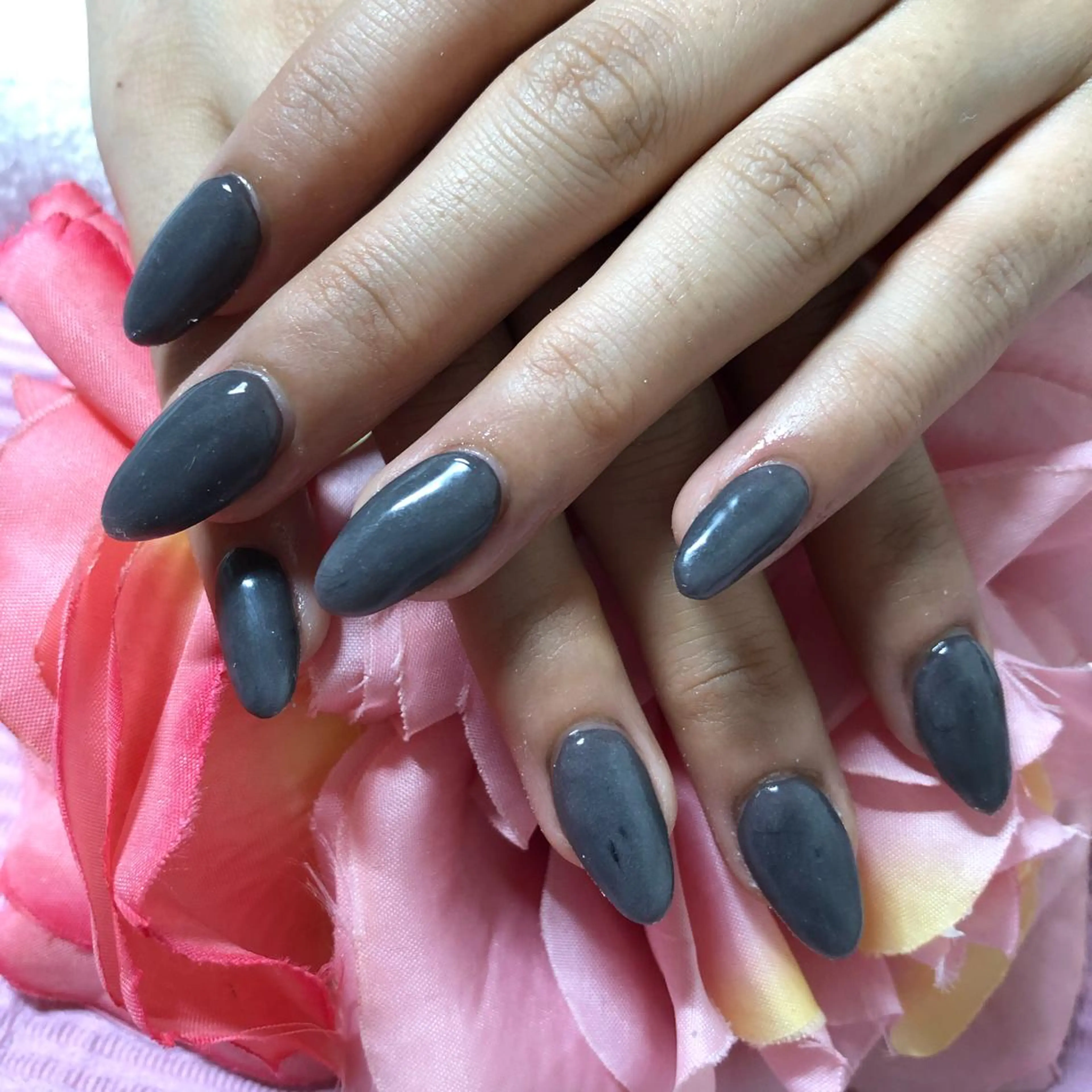 ミディアム ネイル ワンカラーネイル 《LB》ラブリエ Nail&eyeのマツエク・マツパデザイン