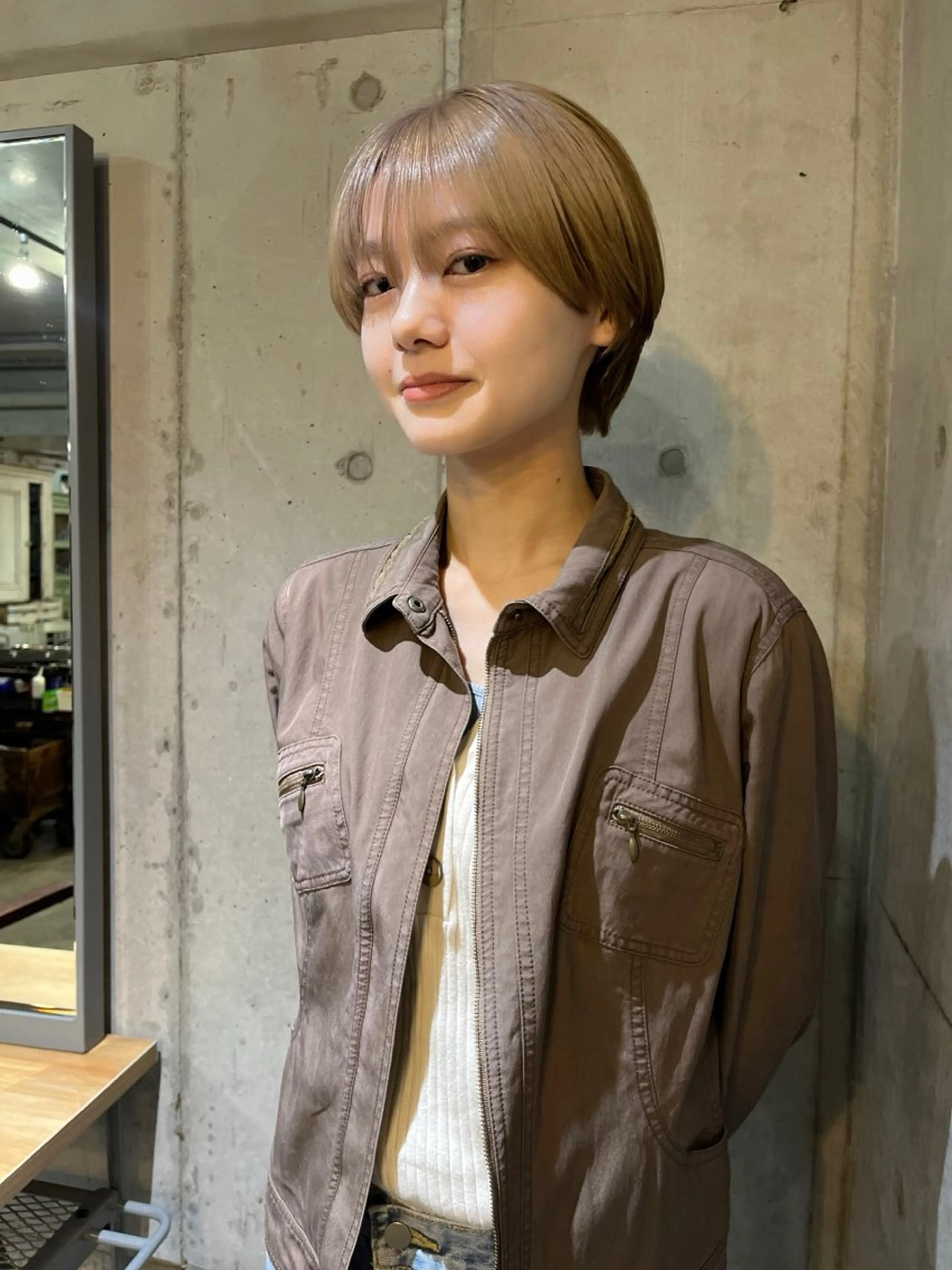 ショート カラー カット ヘアカラー トリートメント ハイトーン/顔まわり レイヤー/YUKAのヘアスタイル