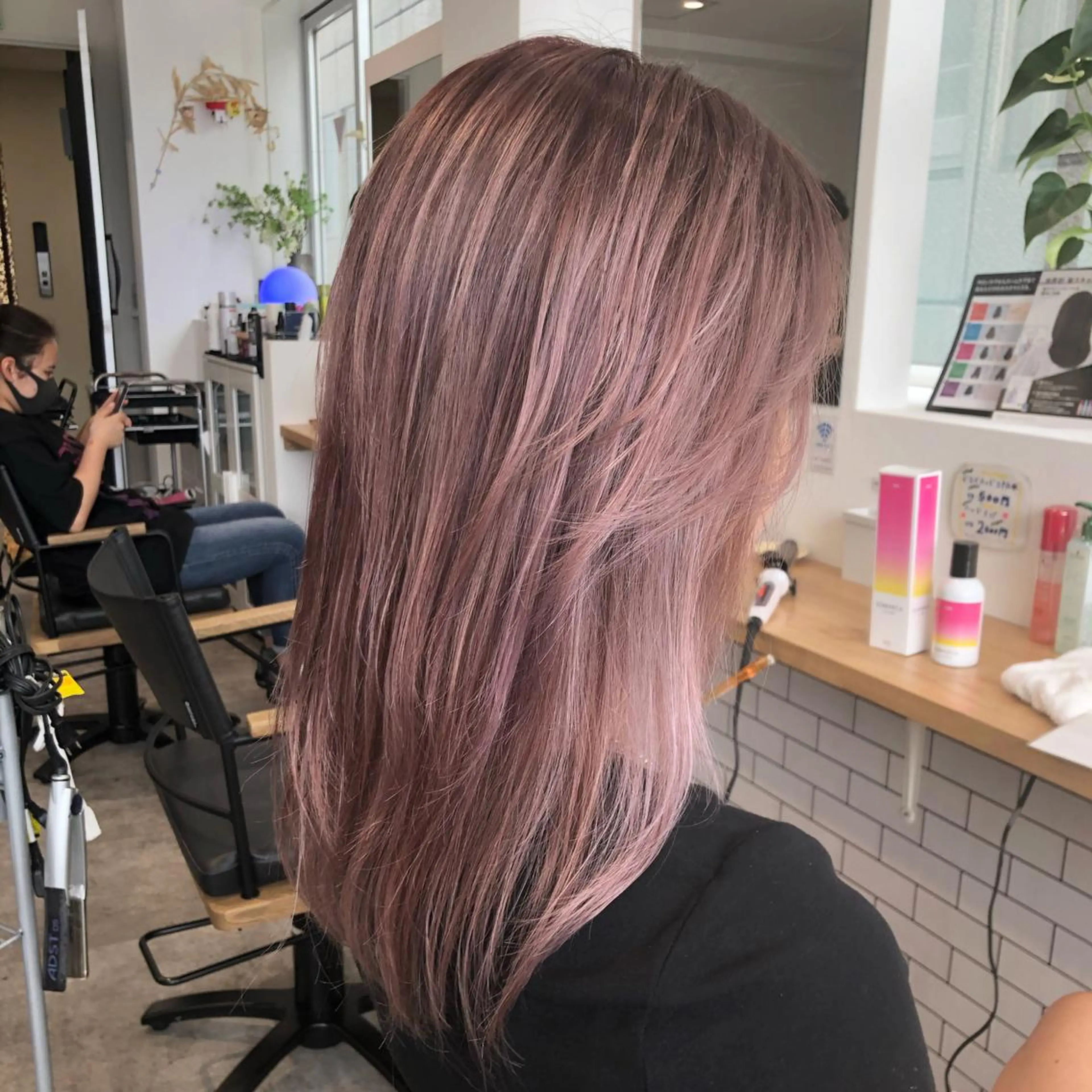 ミディアム カラー ピンクカラー カット ヘアカラー トリートメント JILBLAN京都 ショート/ハイライトのヘアスタイル