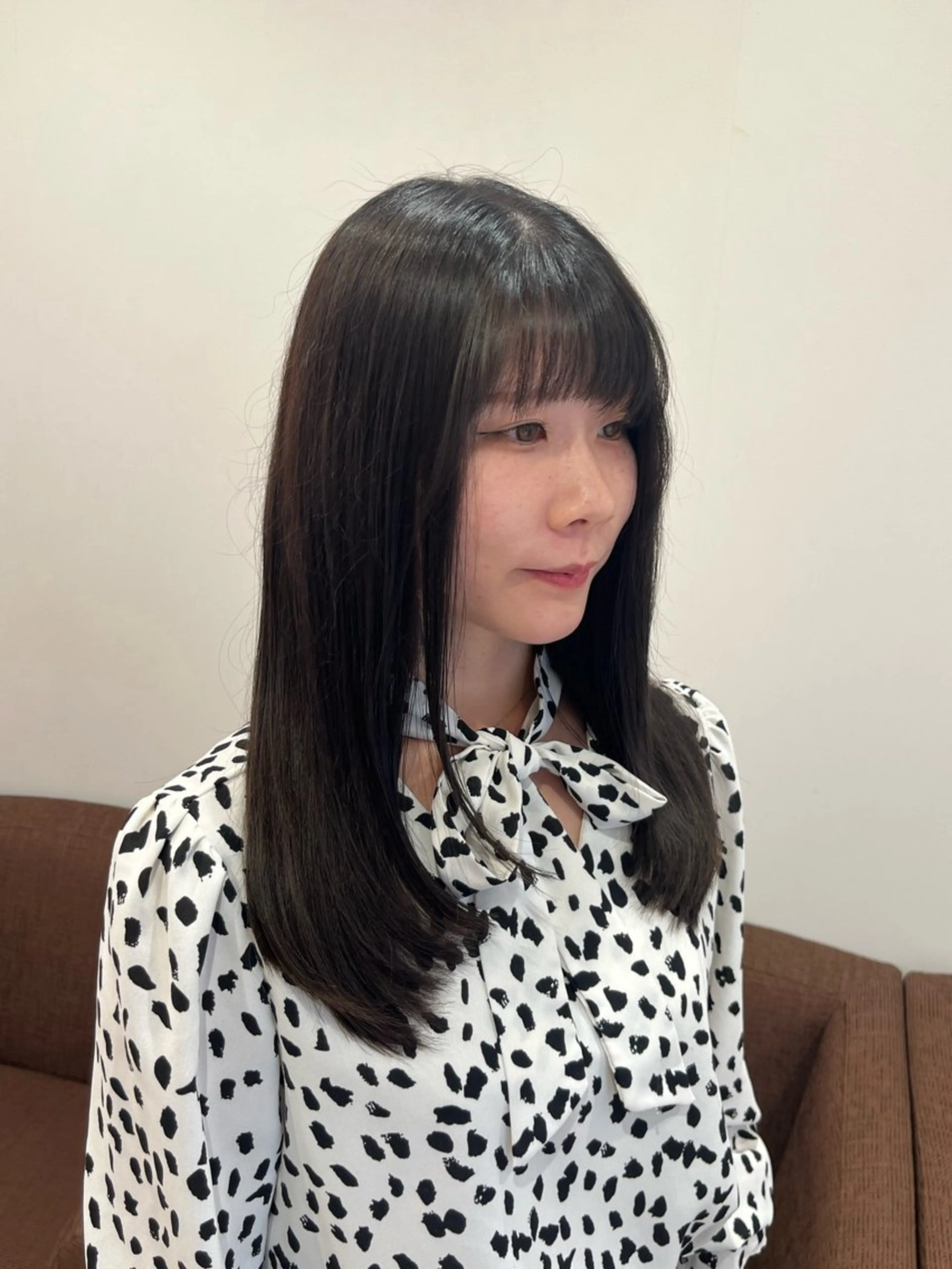 ロング カット ヘアカラー 縮毛矯正 トリートメント なかのももか/レイヤ ー/髪質改善カラーのヘアスタイル