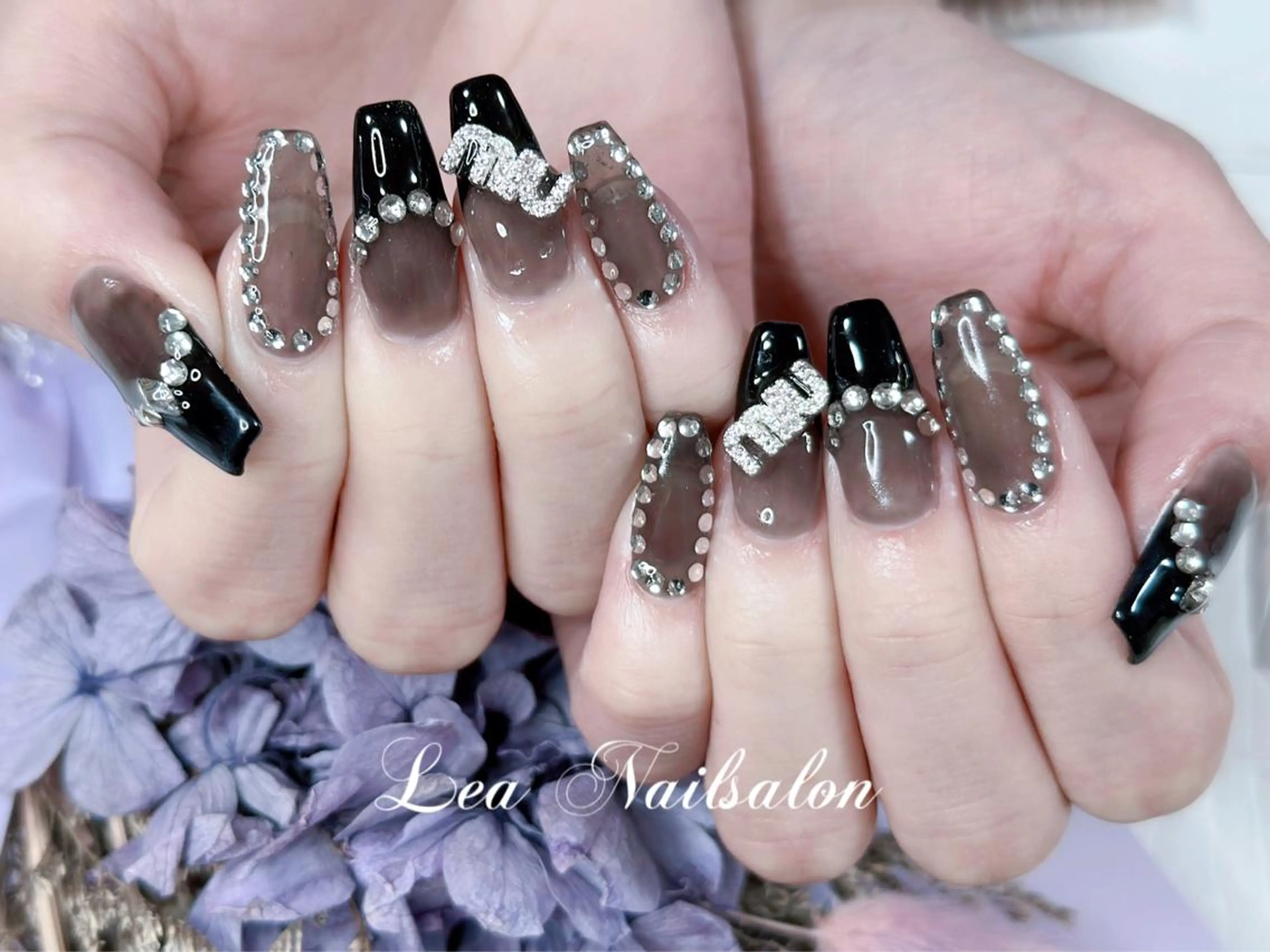 セミロング カラー ネイル Le’a NailSalonのネイルデザイン