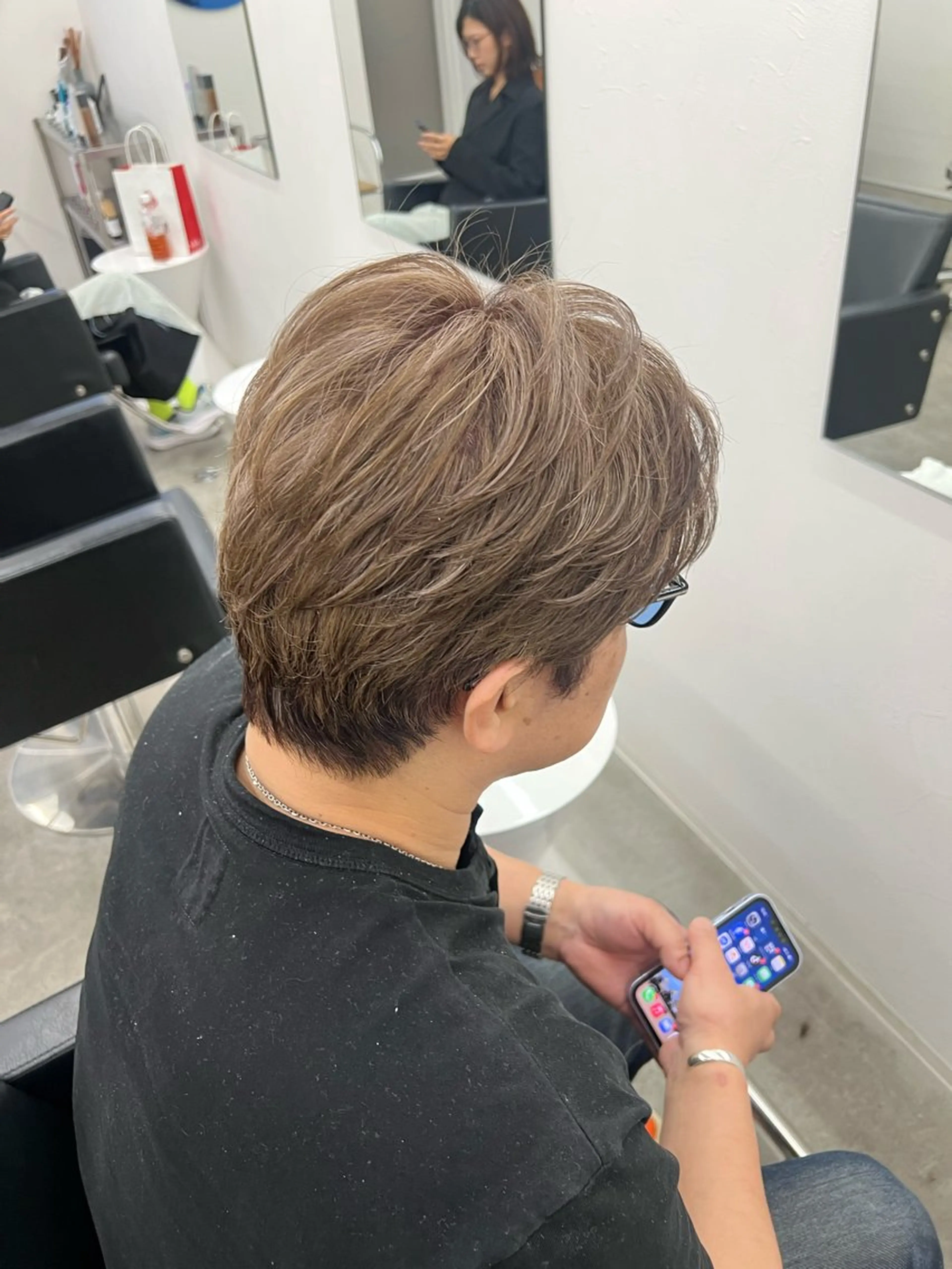ショート メンズ メンズハイライト ハイライト ヘアカラー 【モエカ】グランジ ウルフ/ハイトーンのヘアスタイル