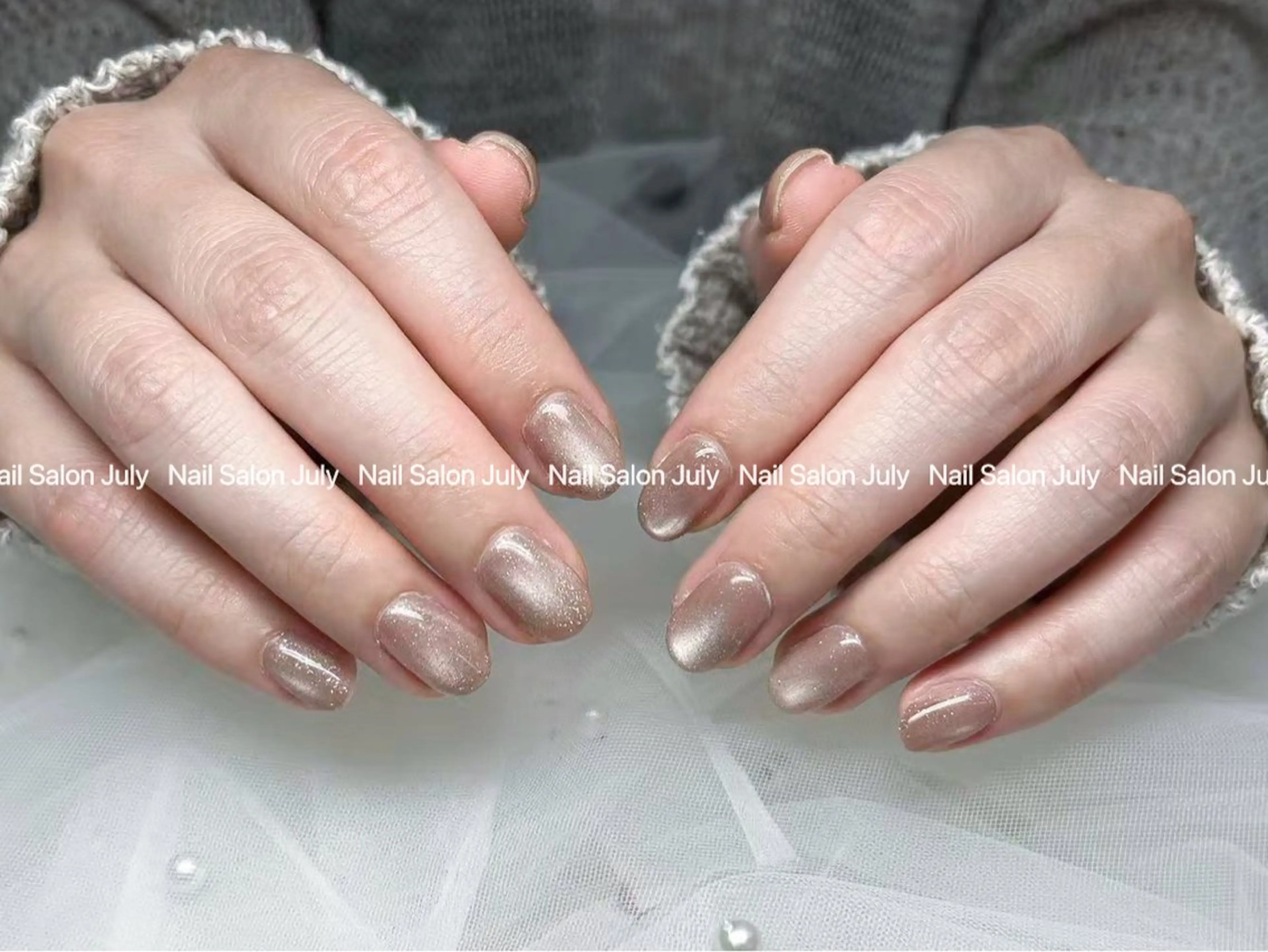 ネイル アートネイル オーロラネイル ジェルネイル ガーリー キラキラネイル ハンドネイル July Salonのネイルデザイン