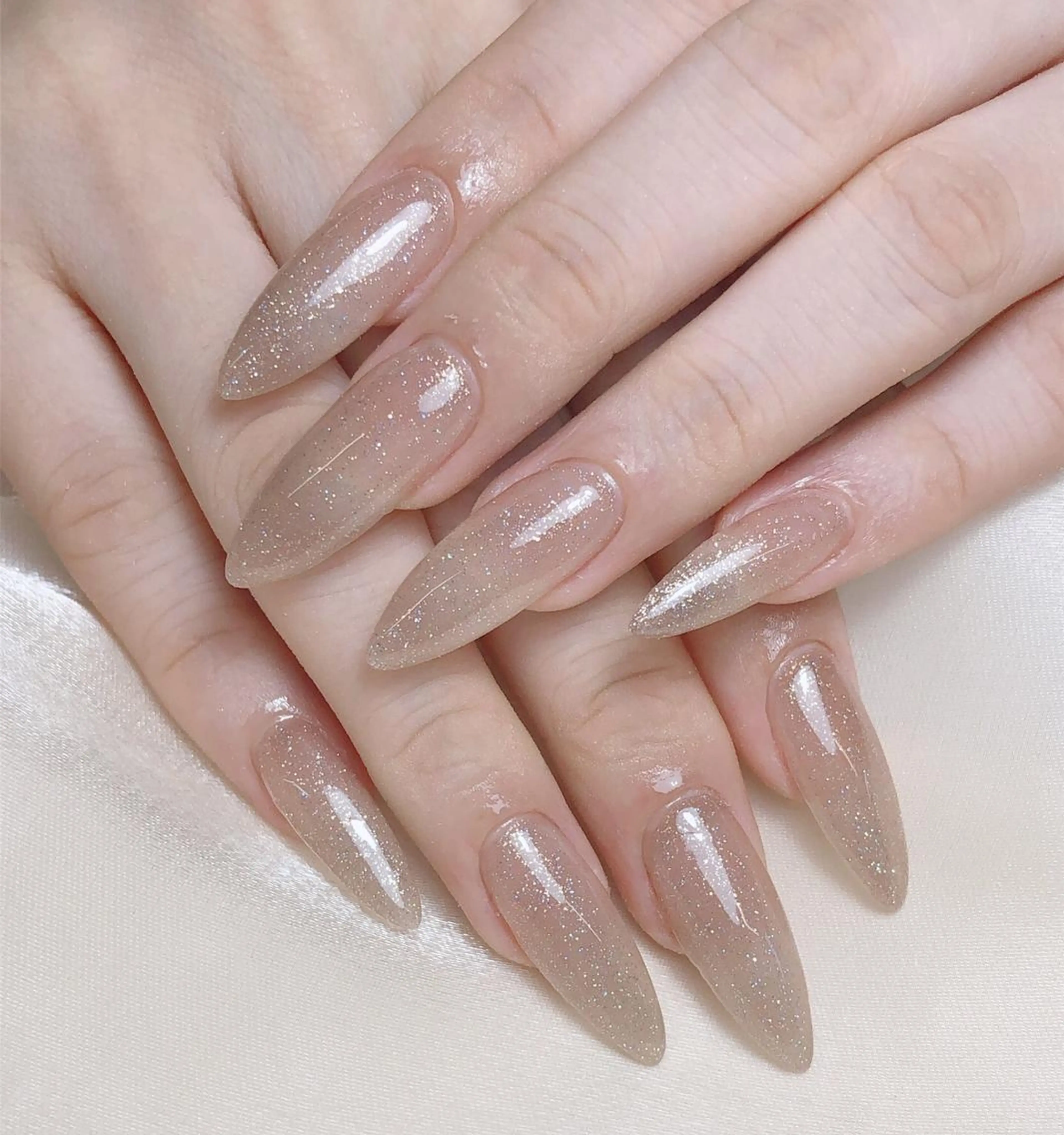 ネイル ハンドネイル LR.ONE ヨウのネイルデザイン