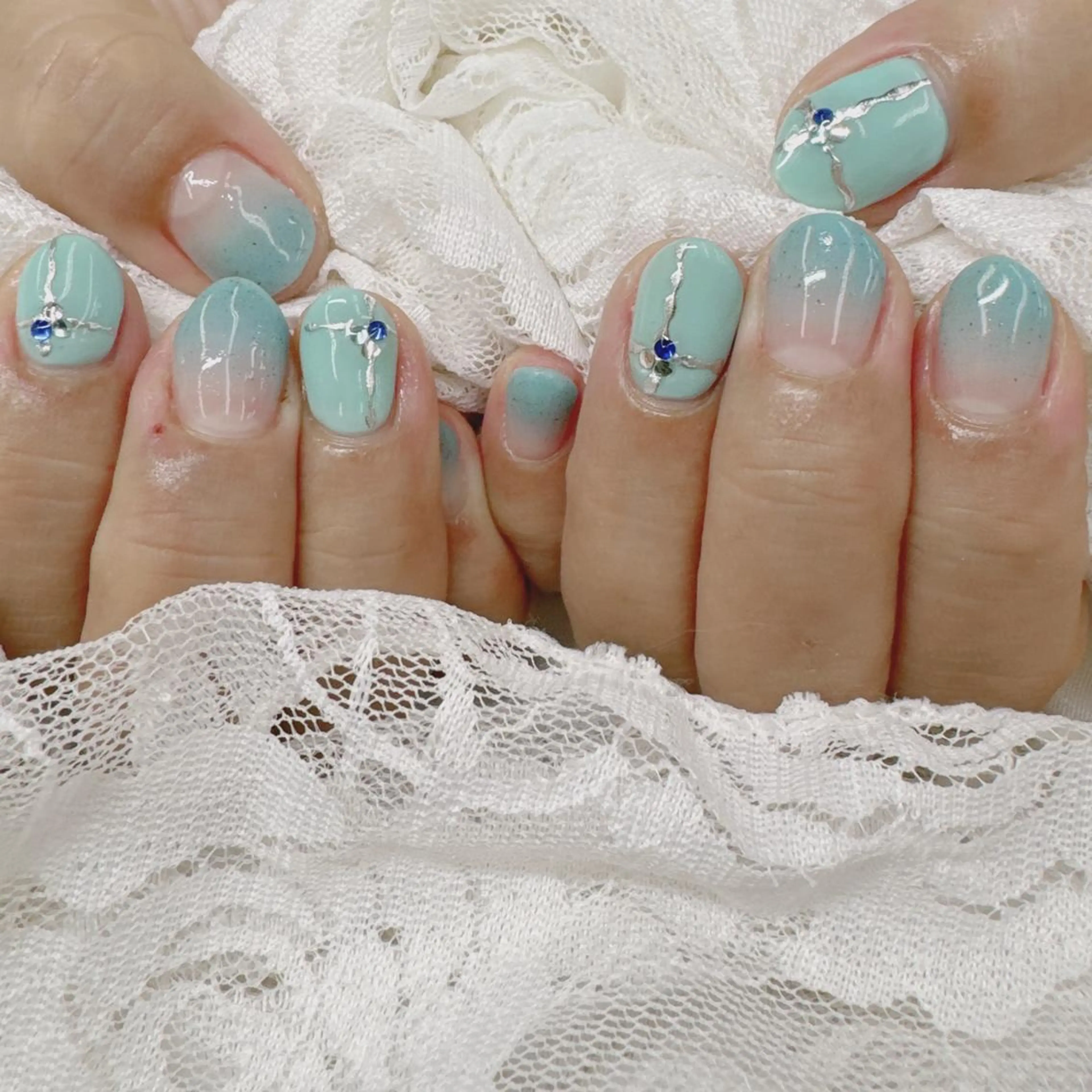 ネイル Nail salon Honey Beeのネイルデザイン