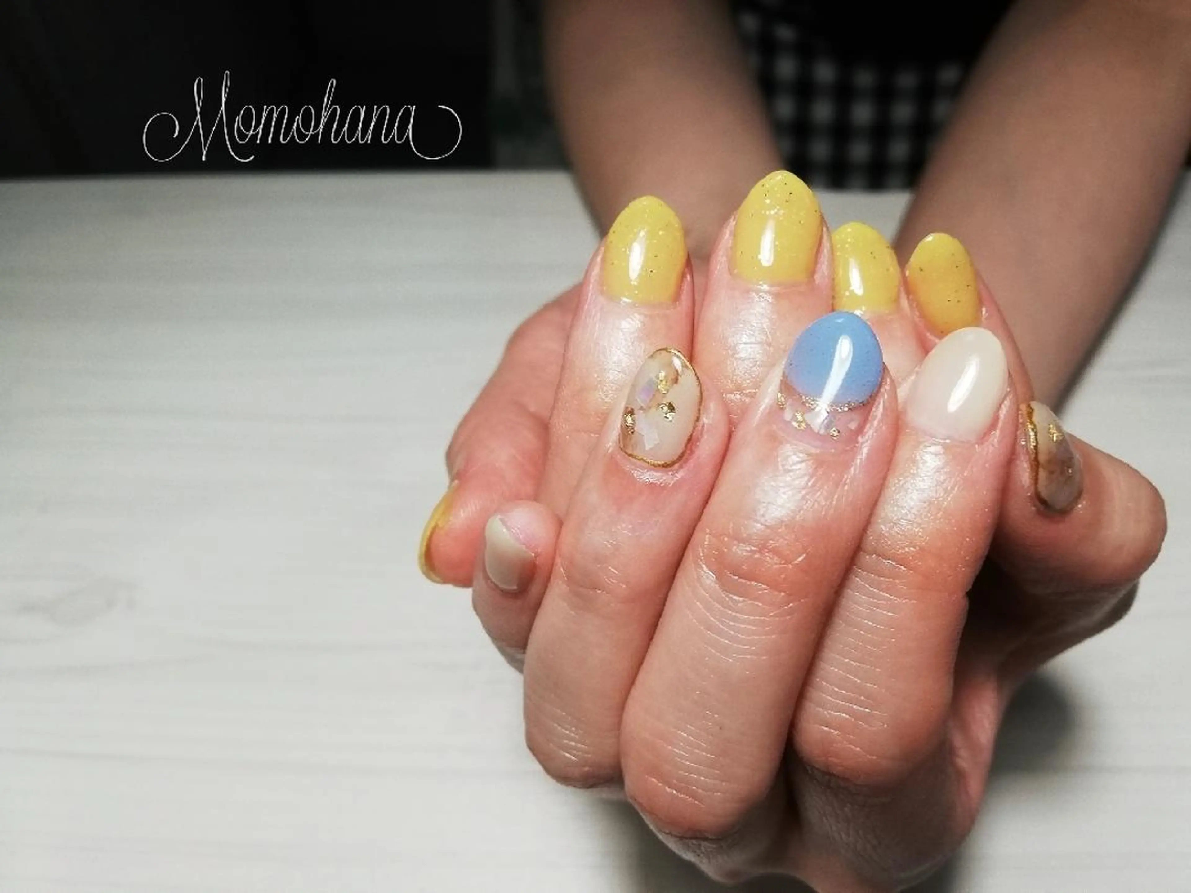 ネイル momohana  のネイルデザイン