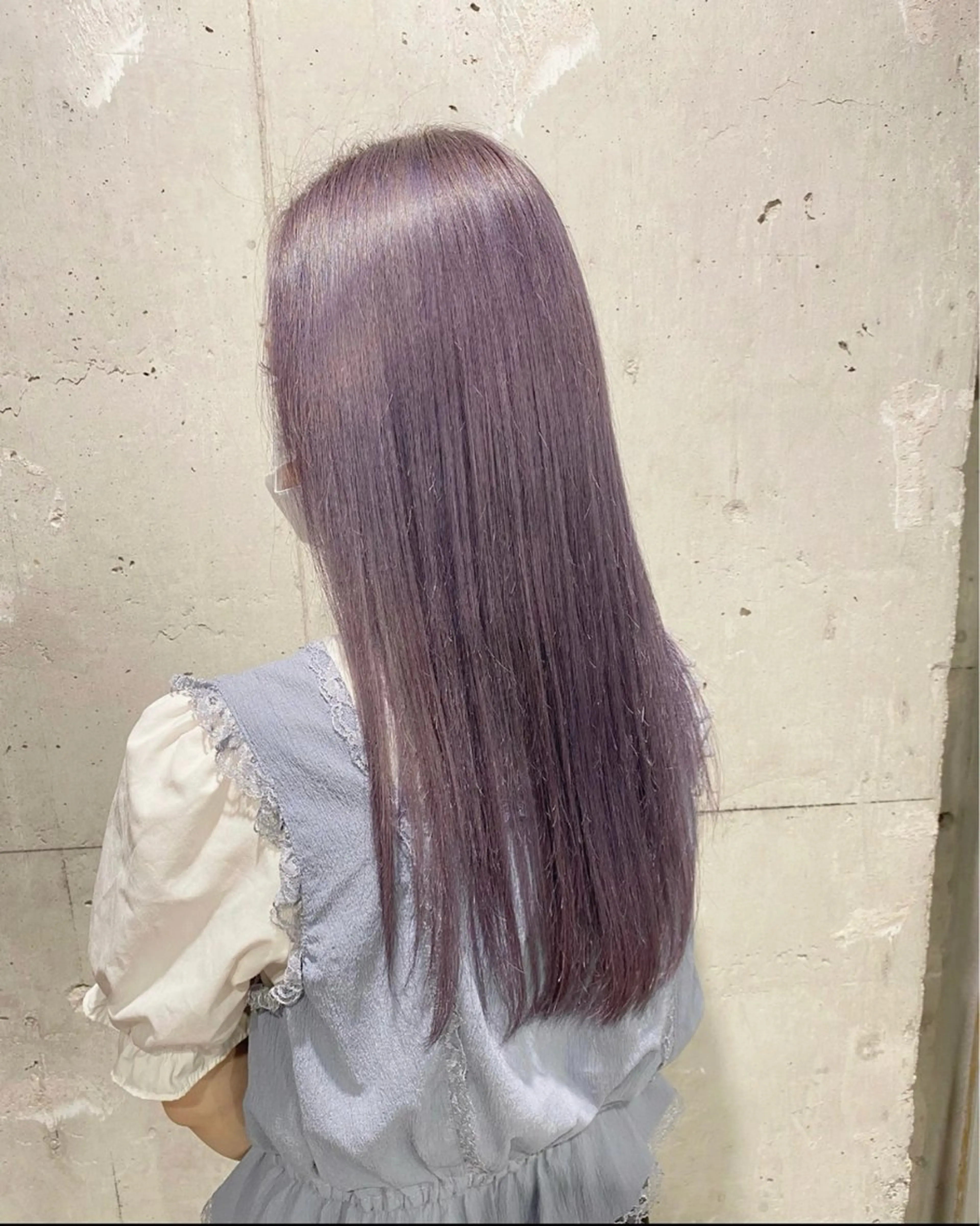 ロング 🍀yuria/ハイ トーン/ペールカラーのヘアスタイル