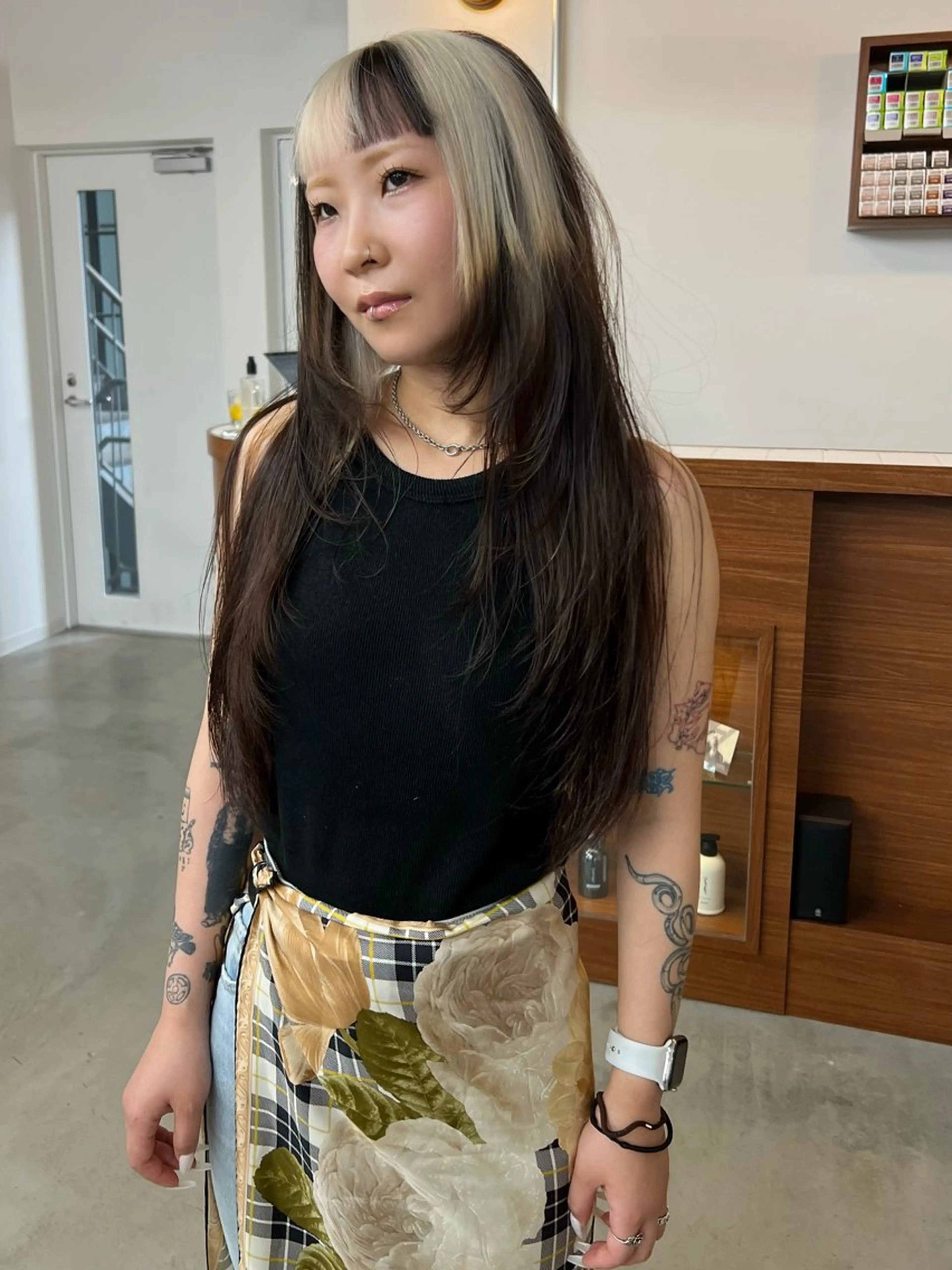 ロング いざわりお /梅田/ブリーチのヘアスタイル