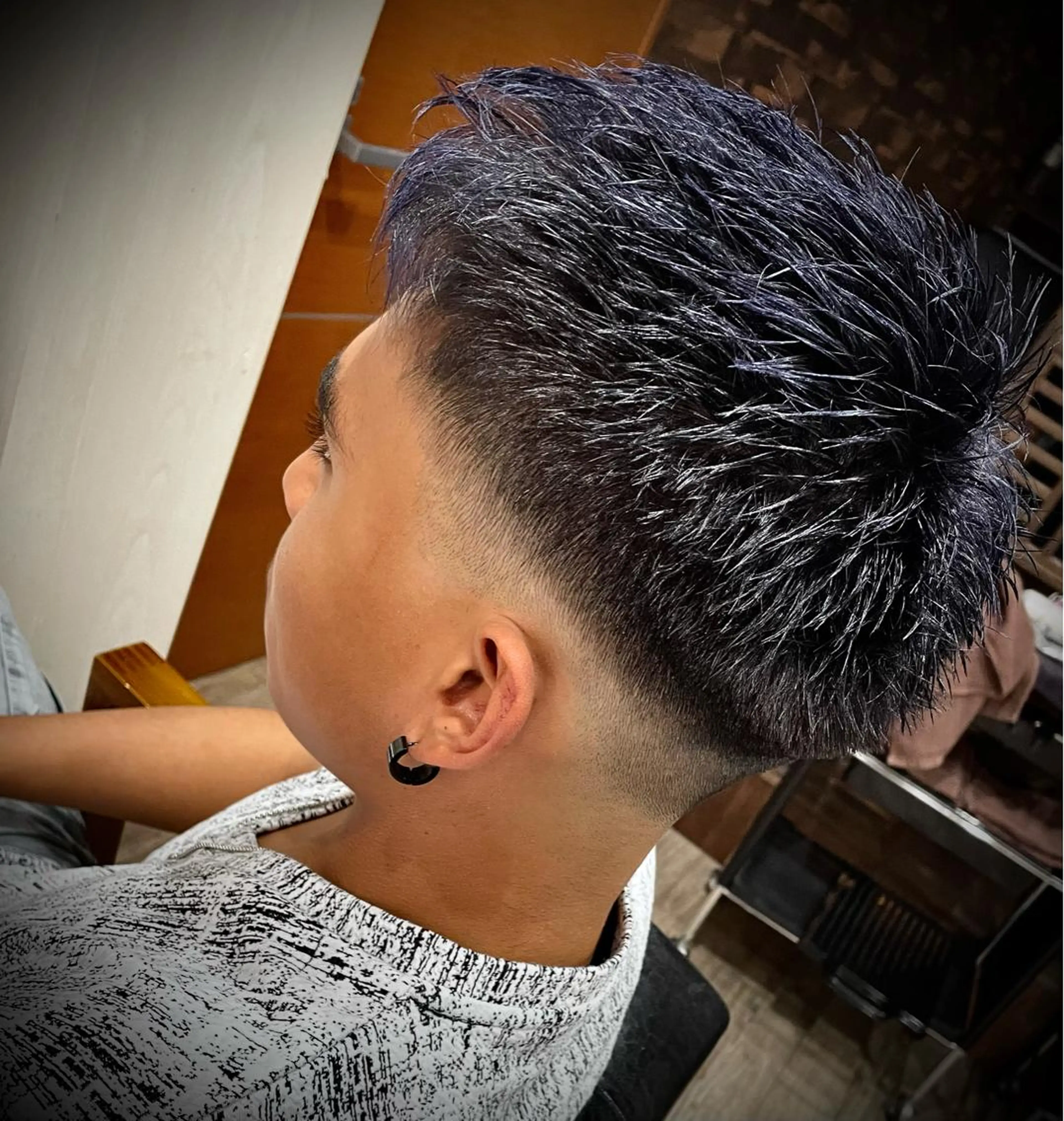 ロング カラー パーマ ヘアアレンジ メンズ キッズ ネイル マツエク・マツパ シールエクステ メンズバレイヤージュ メンズハイライト メンズインナーカラー メンズ韓国風 北千住10分 肥高　壮汰のヘアスタイル