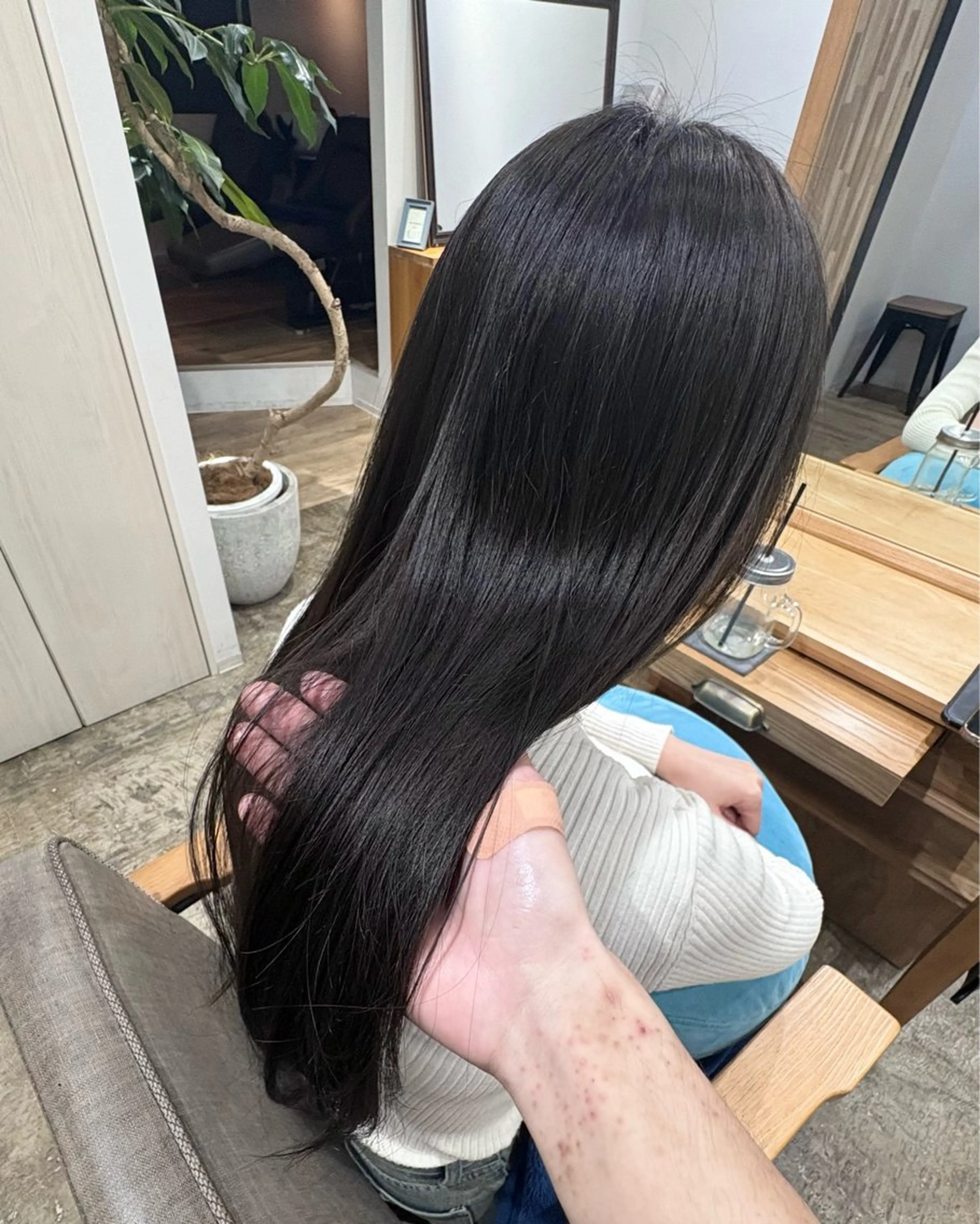 【就活前にも◎】暗髪透明感カラーの写真