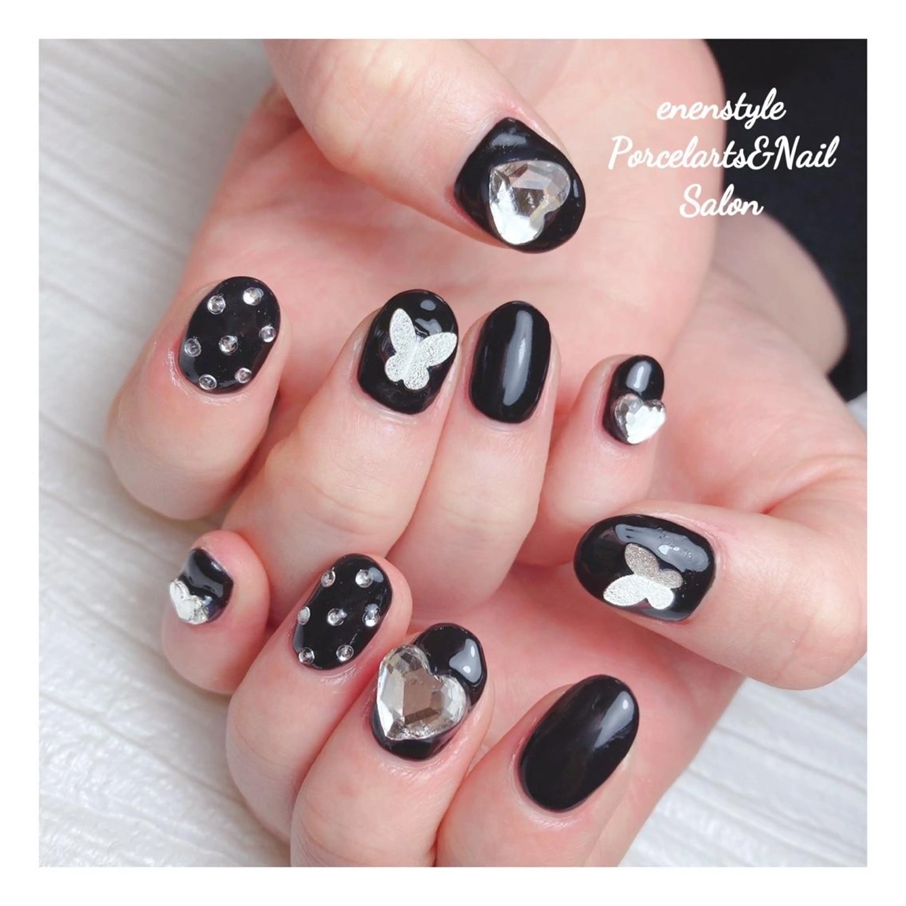 ミディアム ネイル 👑enen style👑のネイルデザイン
