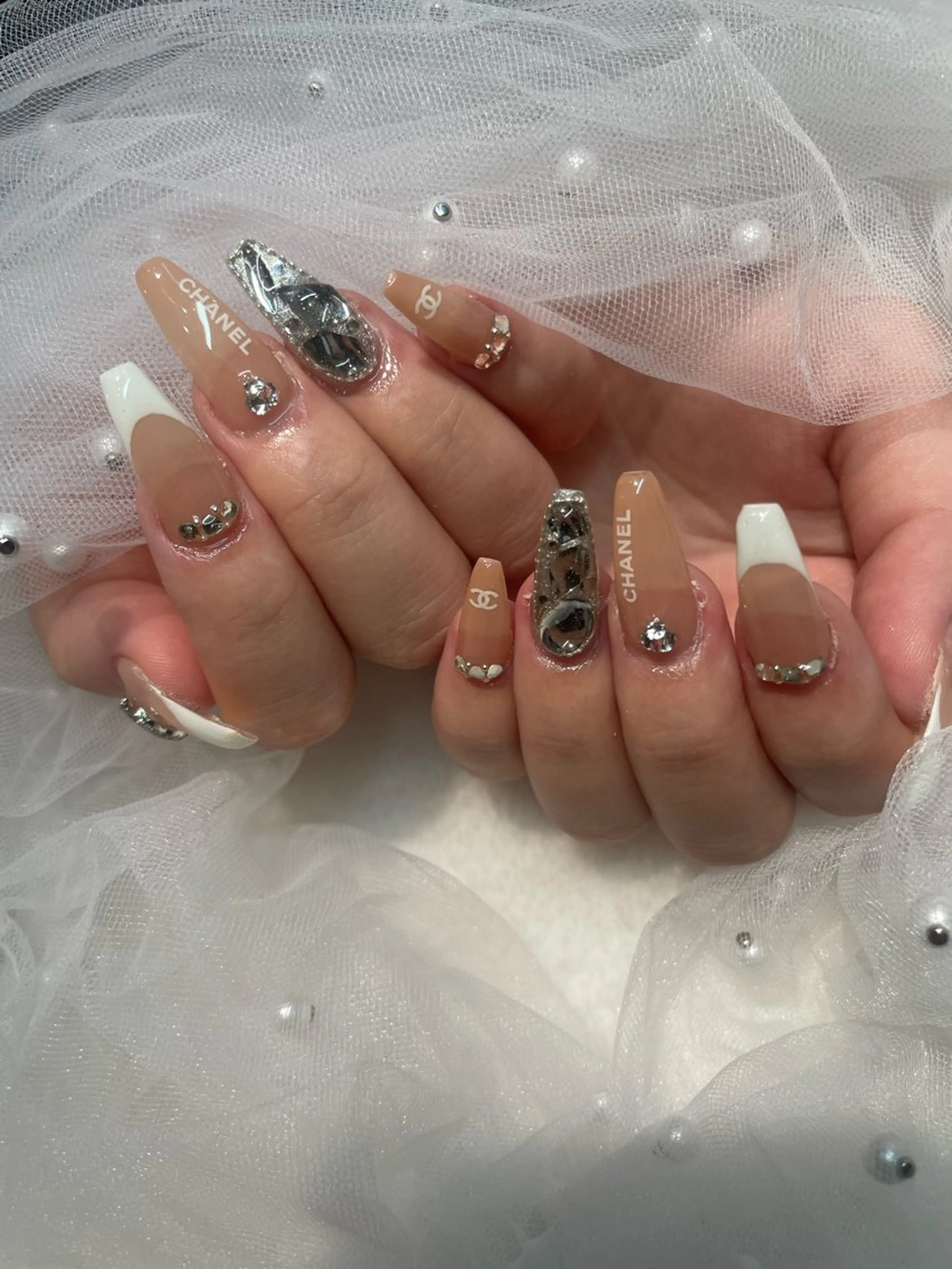 ネイル キラキラネイル I-nail Moeのネイルデザイン
