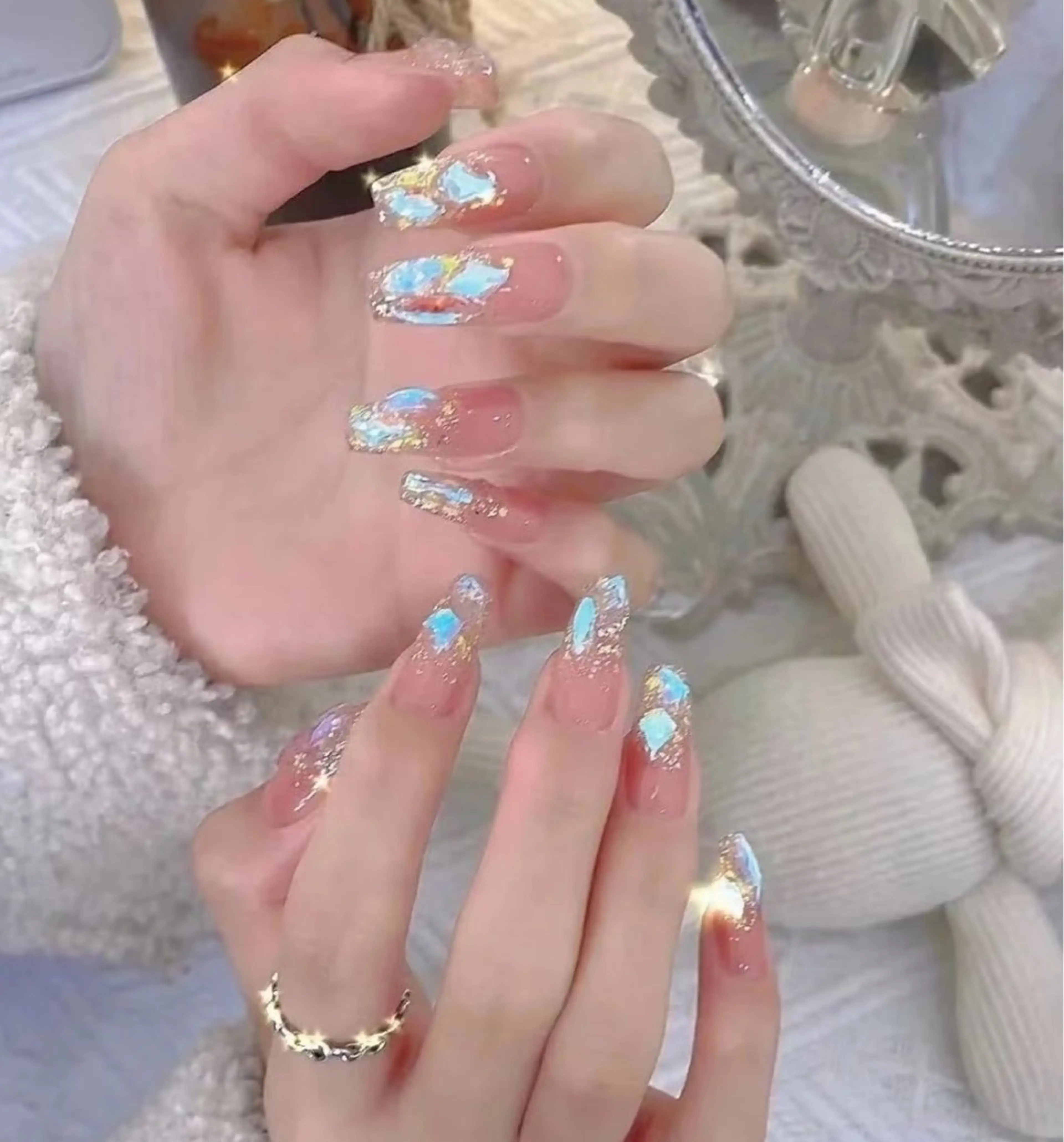 🩵チップ長さだし10本｜うるうる氷🧊🧊ネイルの写真