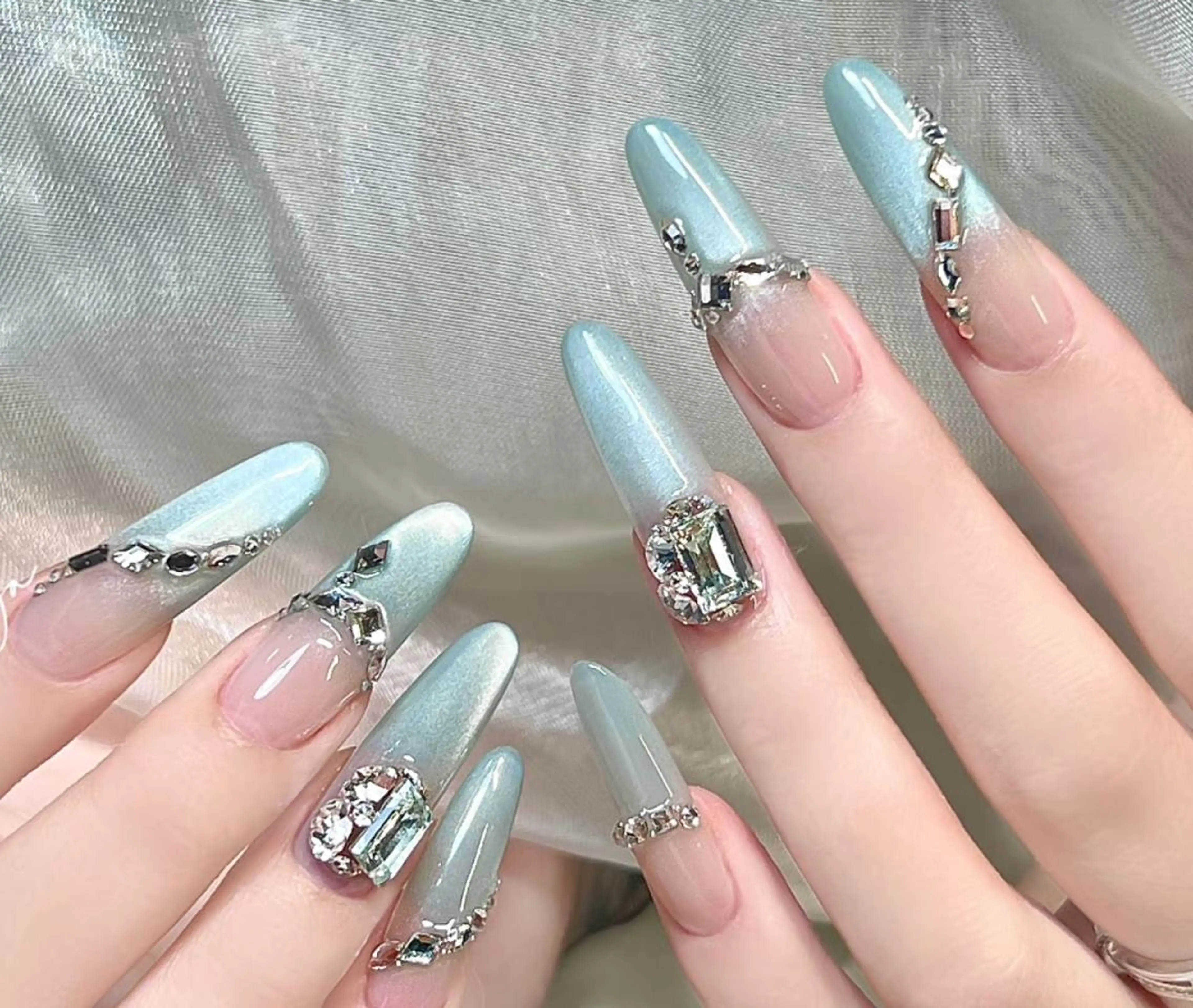 ネイル ハンドネイル Pure&Rich Nailのネイルデザイン