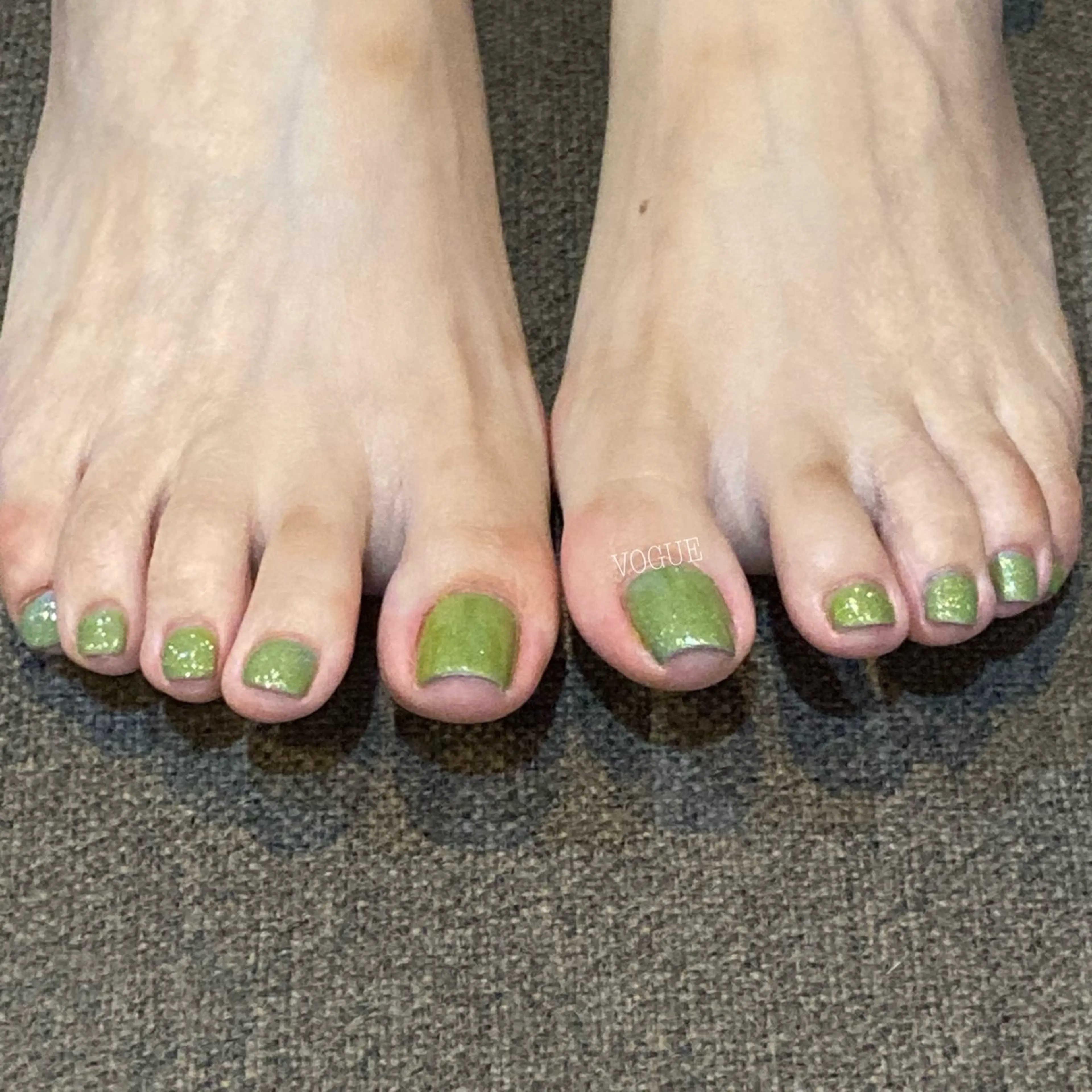ネイル フットネイル VOGUE ×SWANのネイルデザイン
