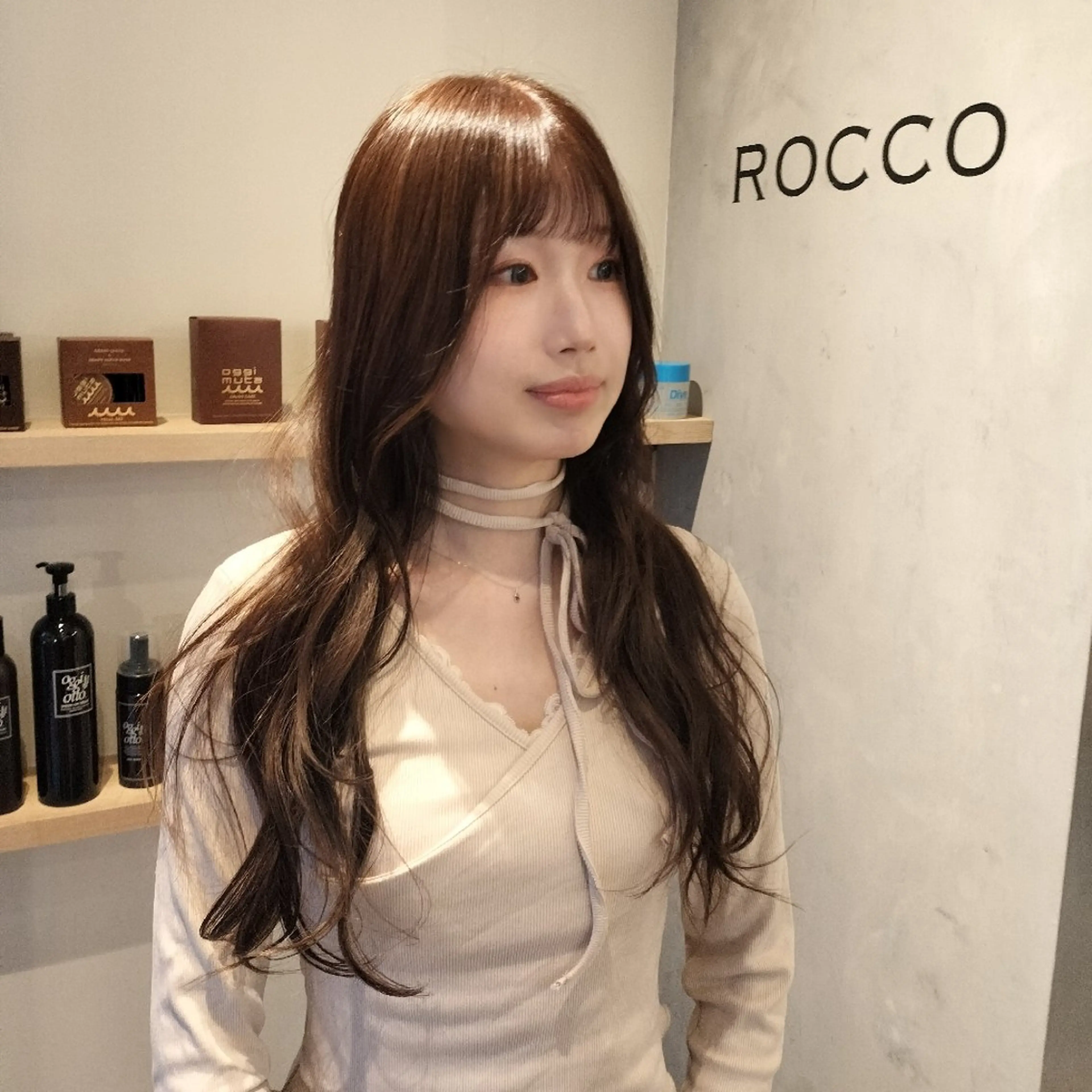 カラー HINAKO/ ROCCOのヘアスタイル