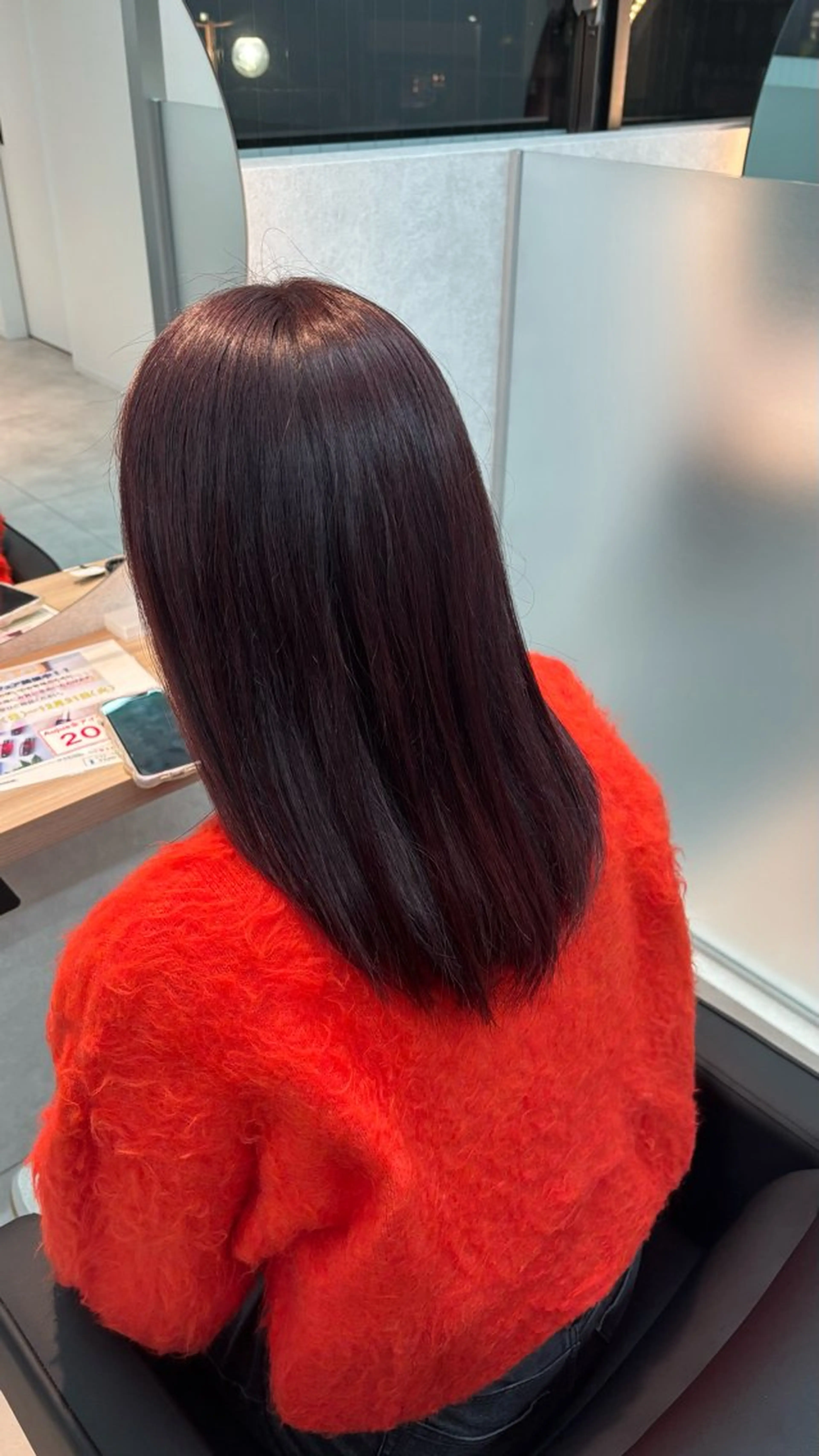 カラー 米倉 陽菜のヘアスタイル